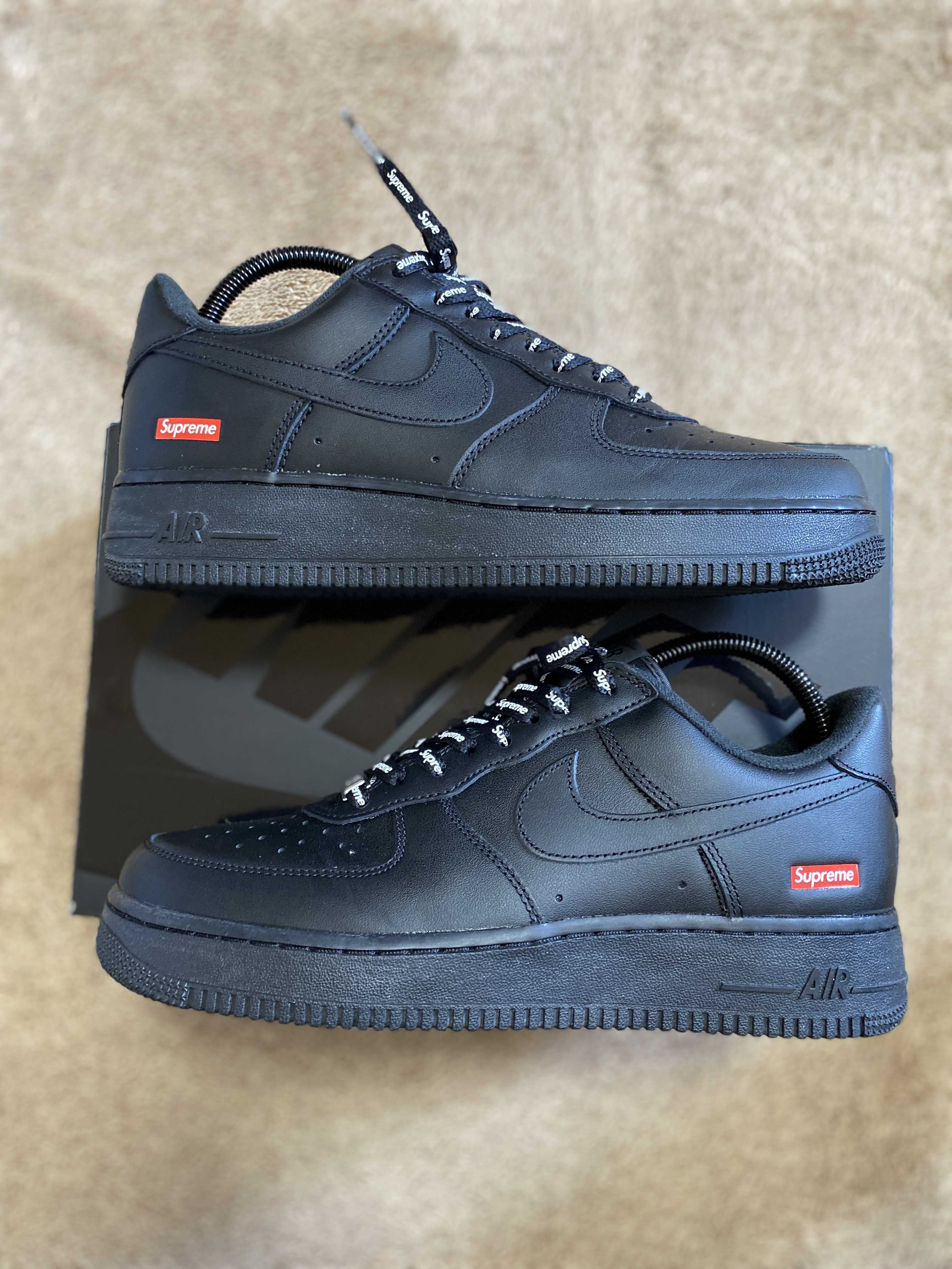 Supreme × Nike Air Force 1 Low "Black"