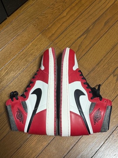 Nike Air Jordan 1 High OG "Lost & Found/Chicago"