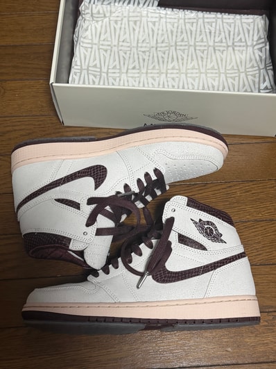A Ma Maniere × Nike Air Jordan 1 Retro High OG "Sail and Burgundy"