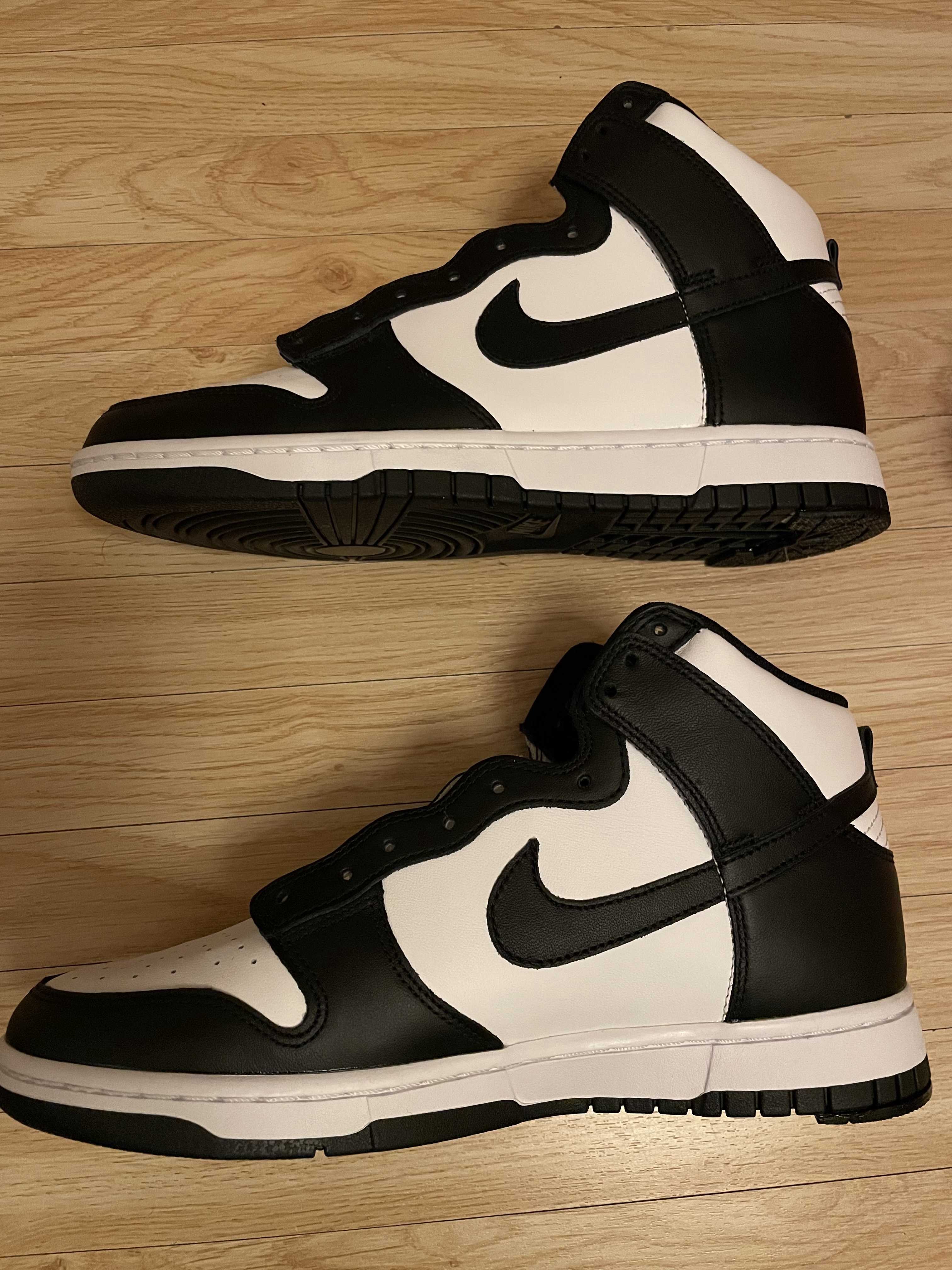 Nike Dunk High "Black and White"