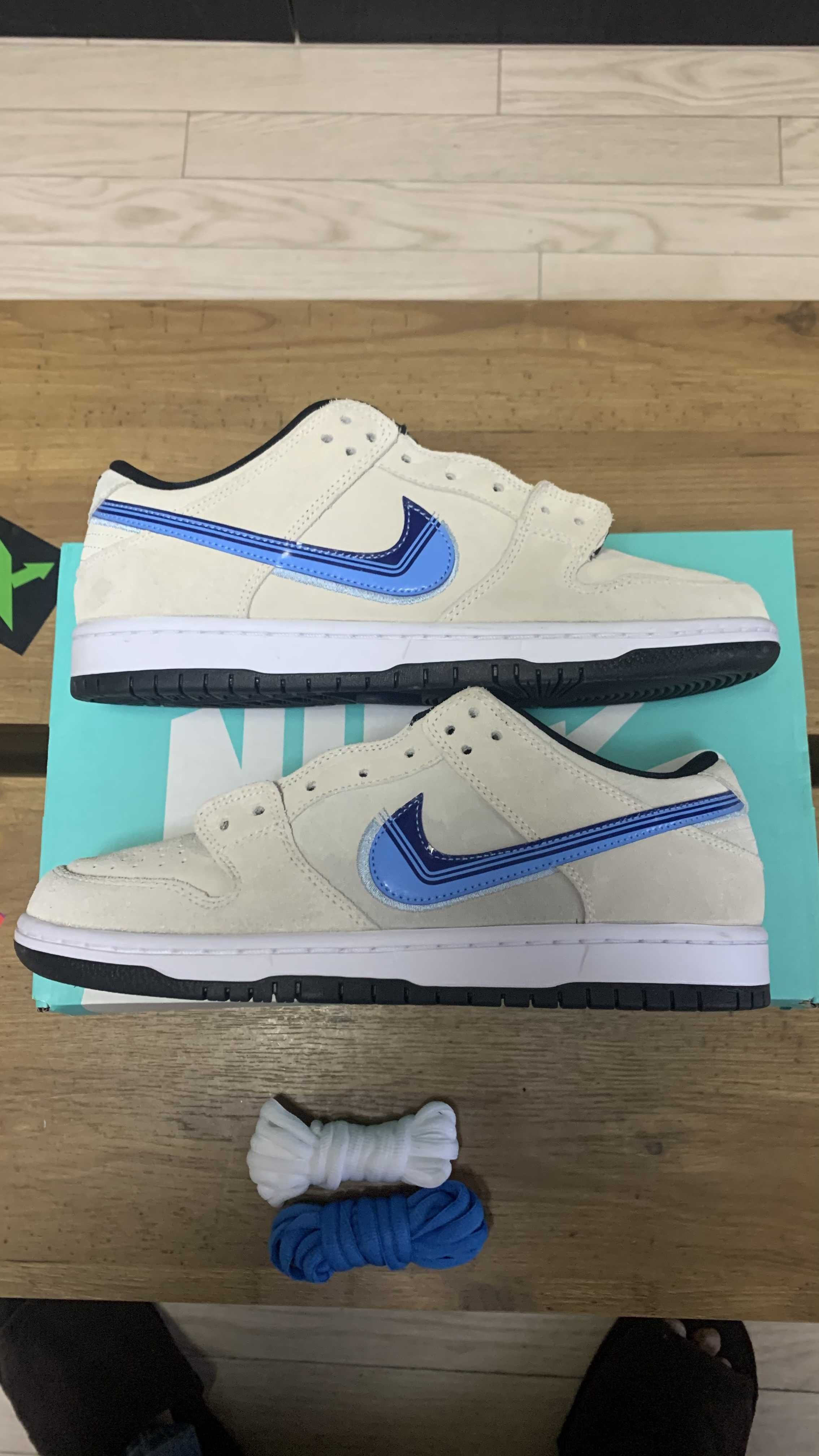 Nike SB Dunk Low "Light Cream"