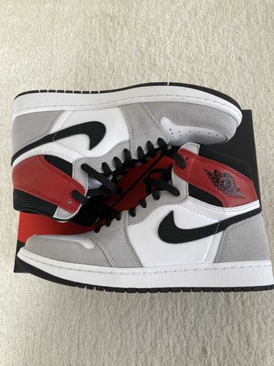 Nike Air Jordan 1 High OG "White/Black/Light Smoke Grey"