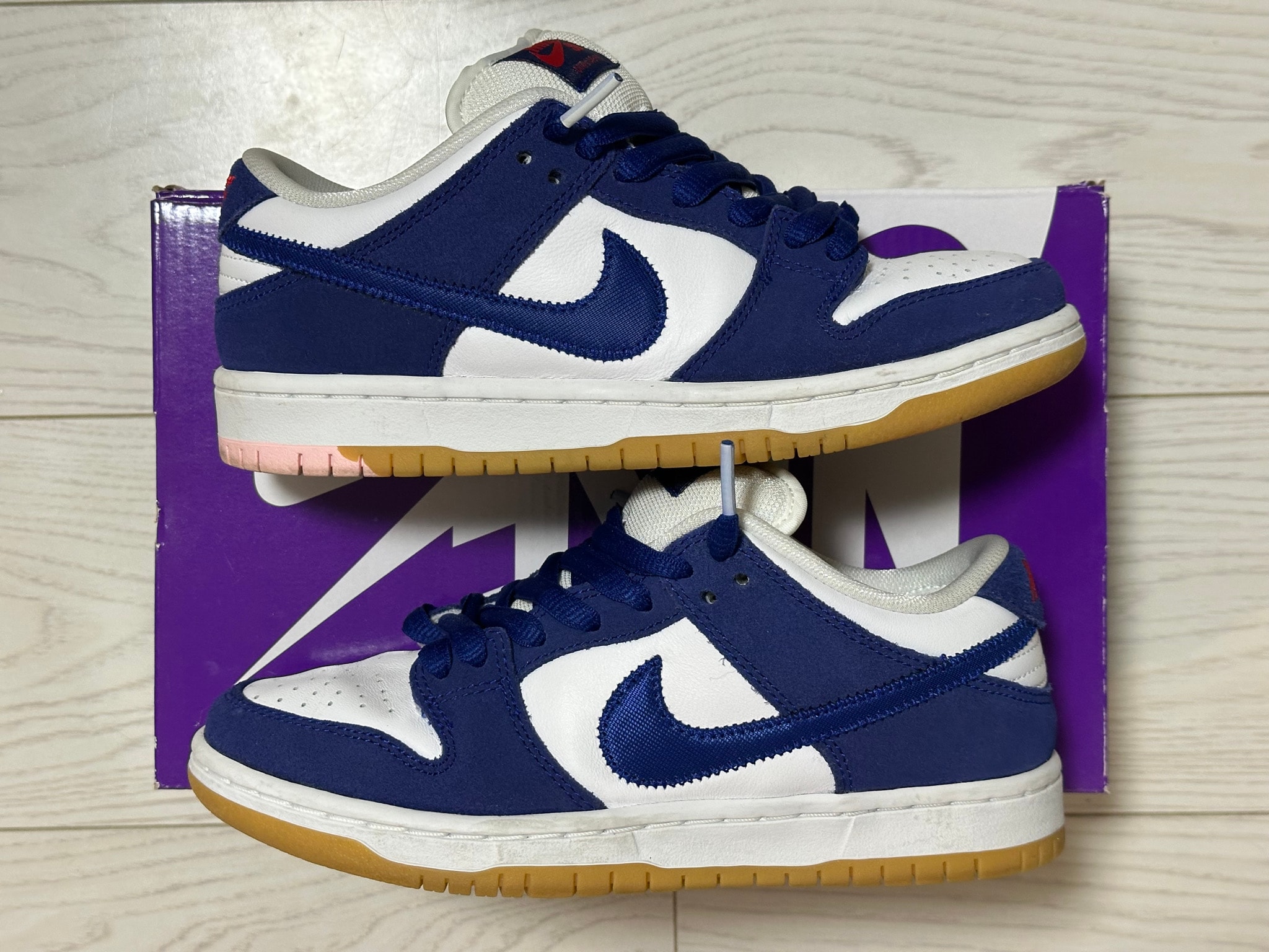 Nike SB Dunk Low "Los Angeles Dodgers/Deep Royal Blue"