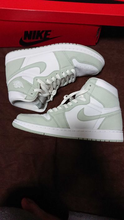 Nike Women's Air Jordan 1 High OG "Seafoam"