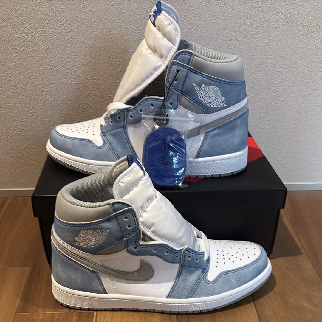 Nike Air Jordan 1 High OG "Hyper Royal"