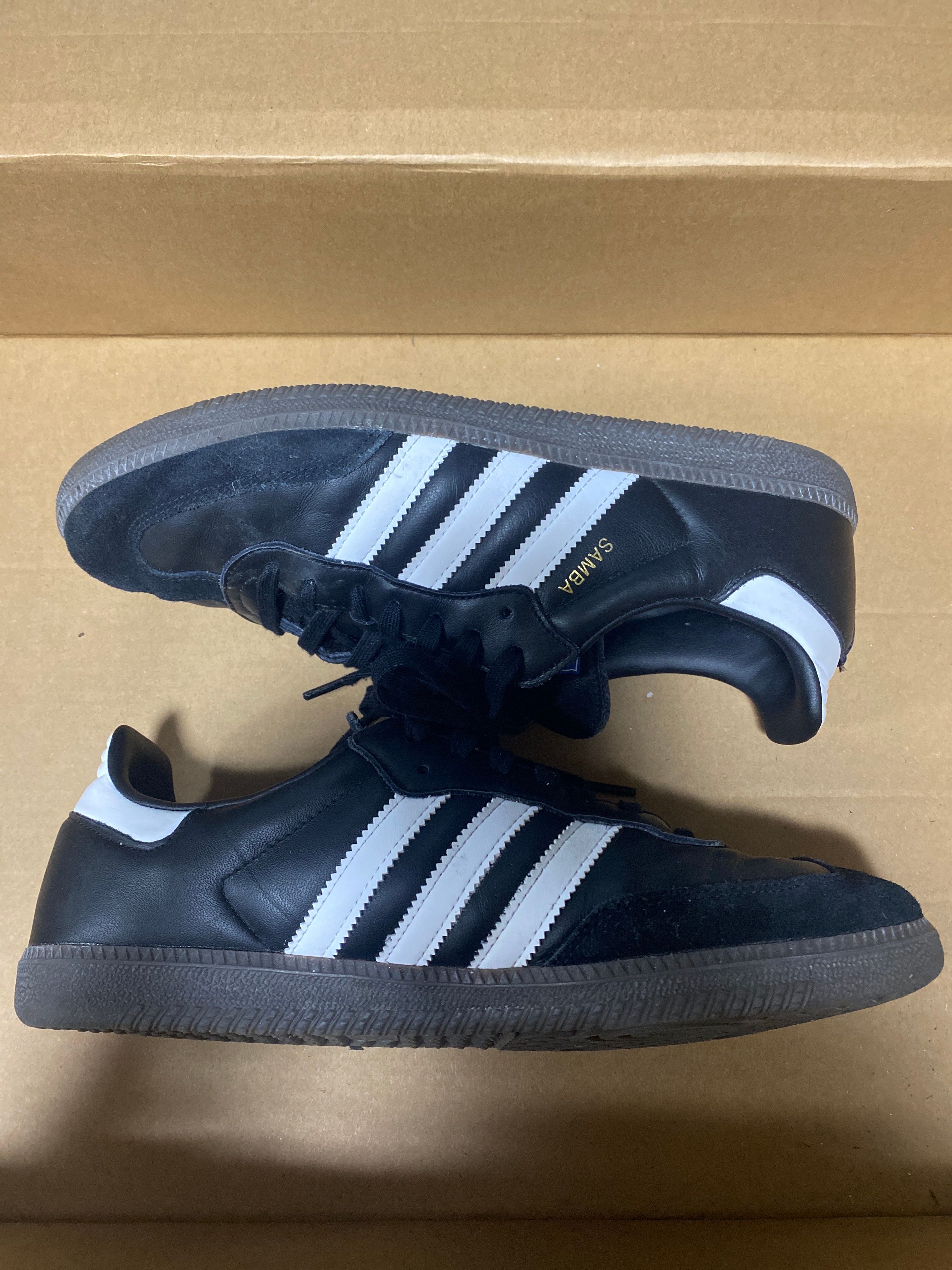 adidas Samba OG "Core Black/Cloud White/Gum"