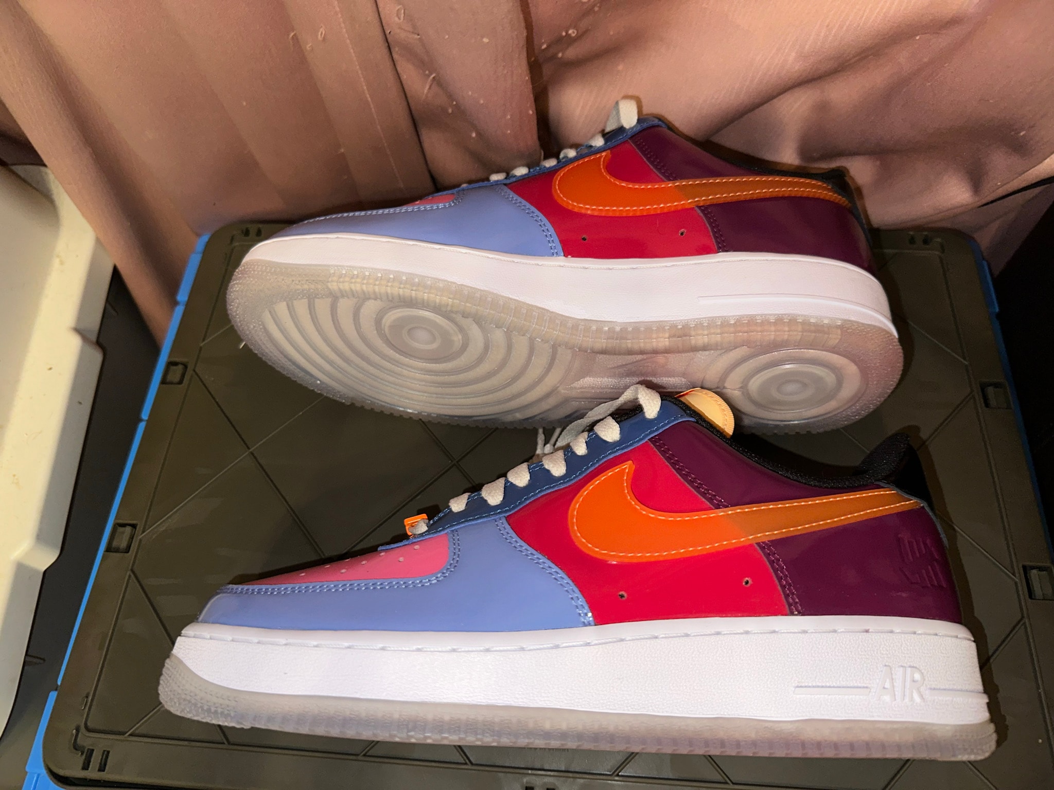 UNDEFEATED × Nike Air Force 1 Low SP "Total Orange"