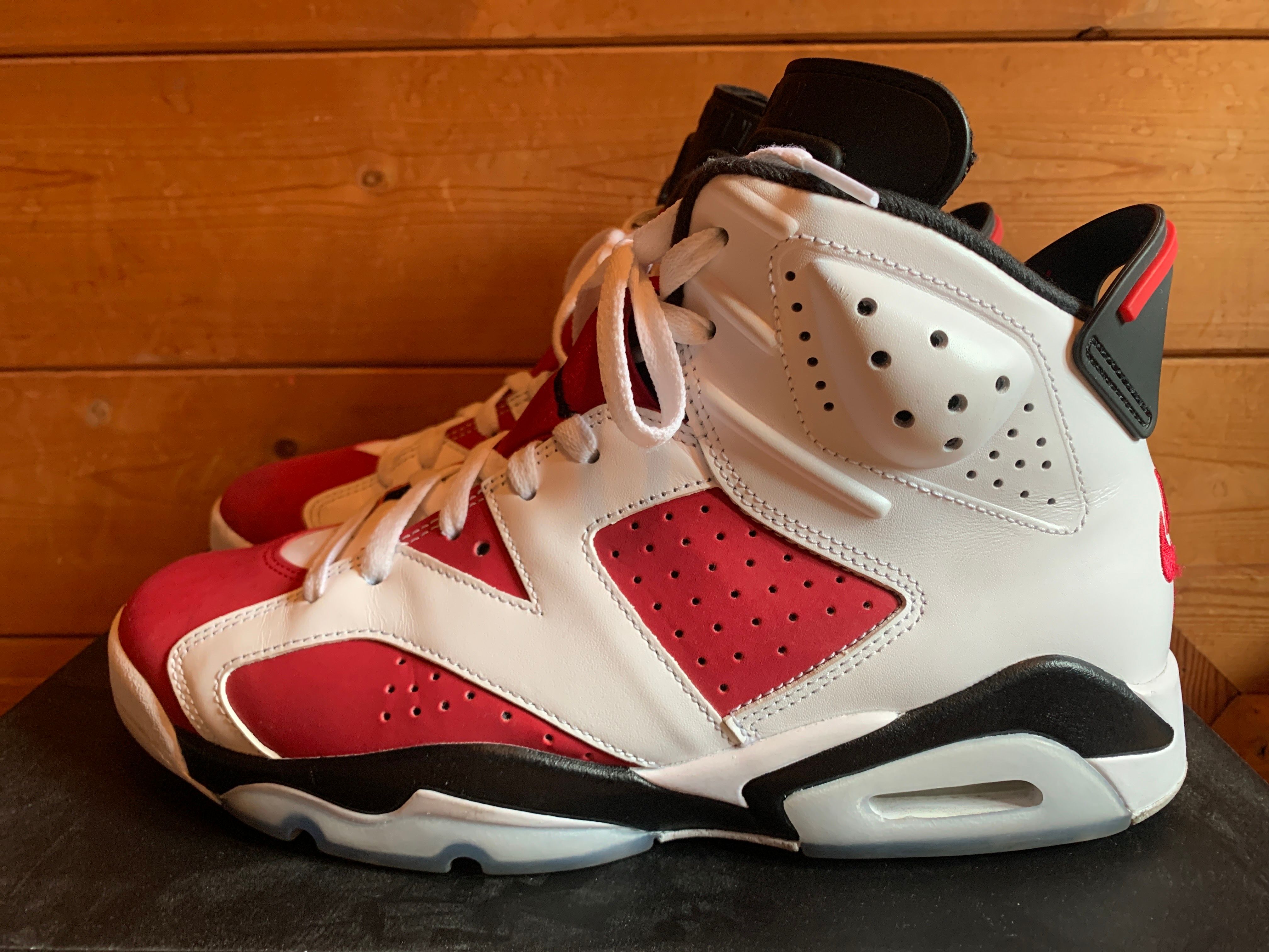 Nike Air Jordan 6 "Carmine" (2021)