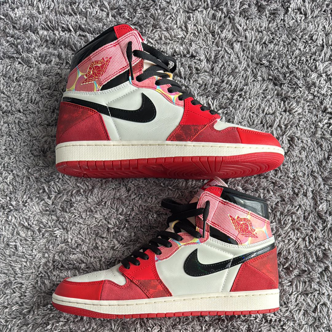 Spider-Man × Nike Air Jordan 1 Retro High OG SP "Spider-Man: Across the Spider-Verse/University Red"