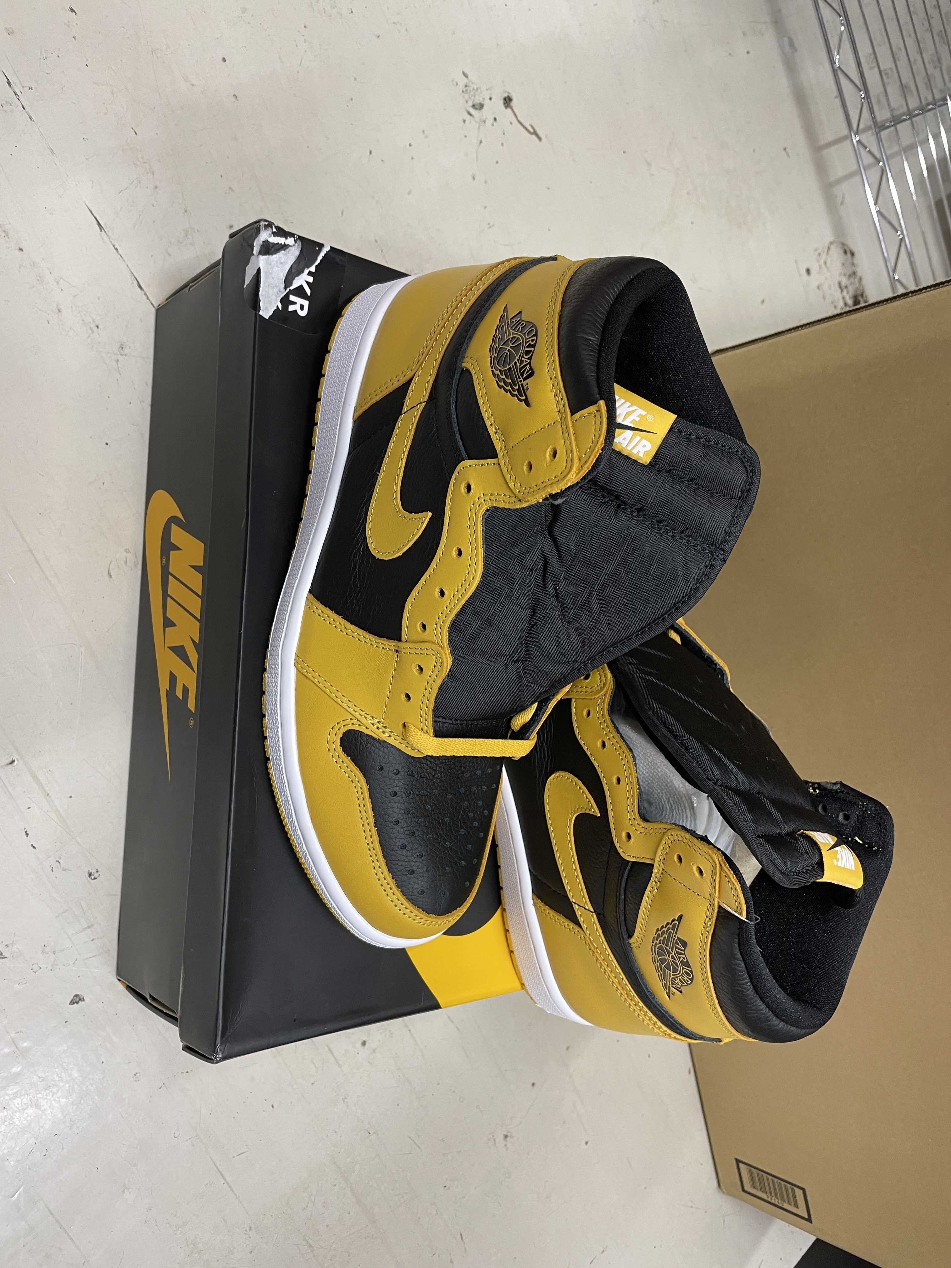 Nike Air Jordan 1 High OG "Pollen" 