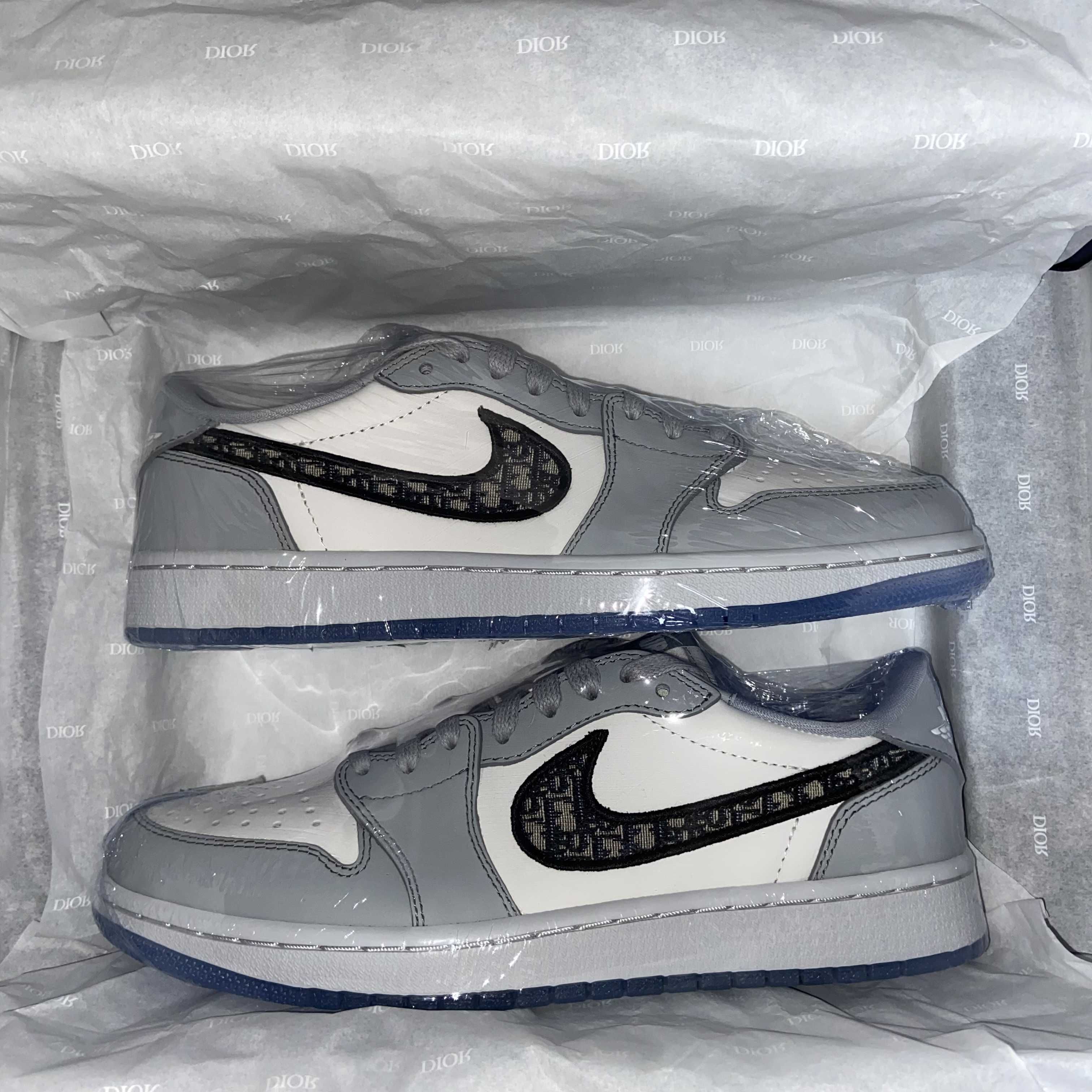 Dior × Nike Air Jordan 1 Low OG "Wolf Grey/Black-Sail-White"