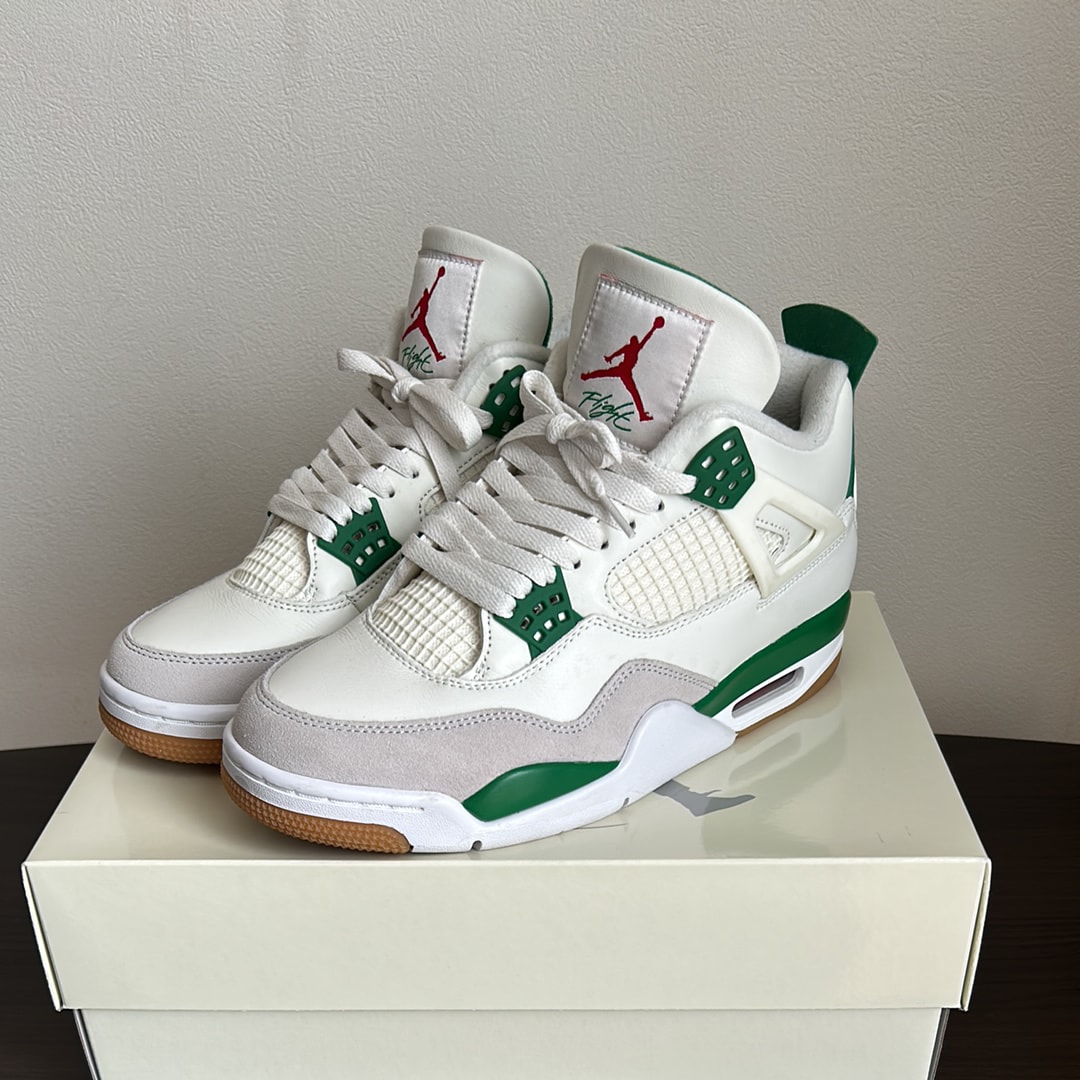 Nike SB × Air Jordan 4 Retro SP "Pine Green"