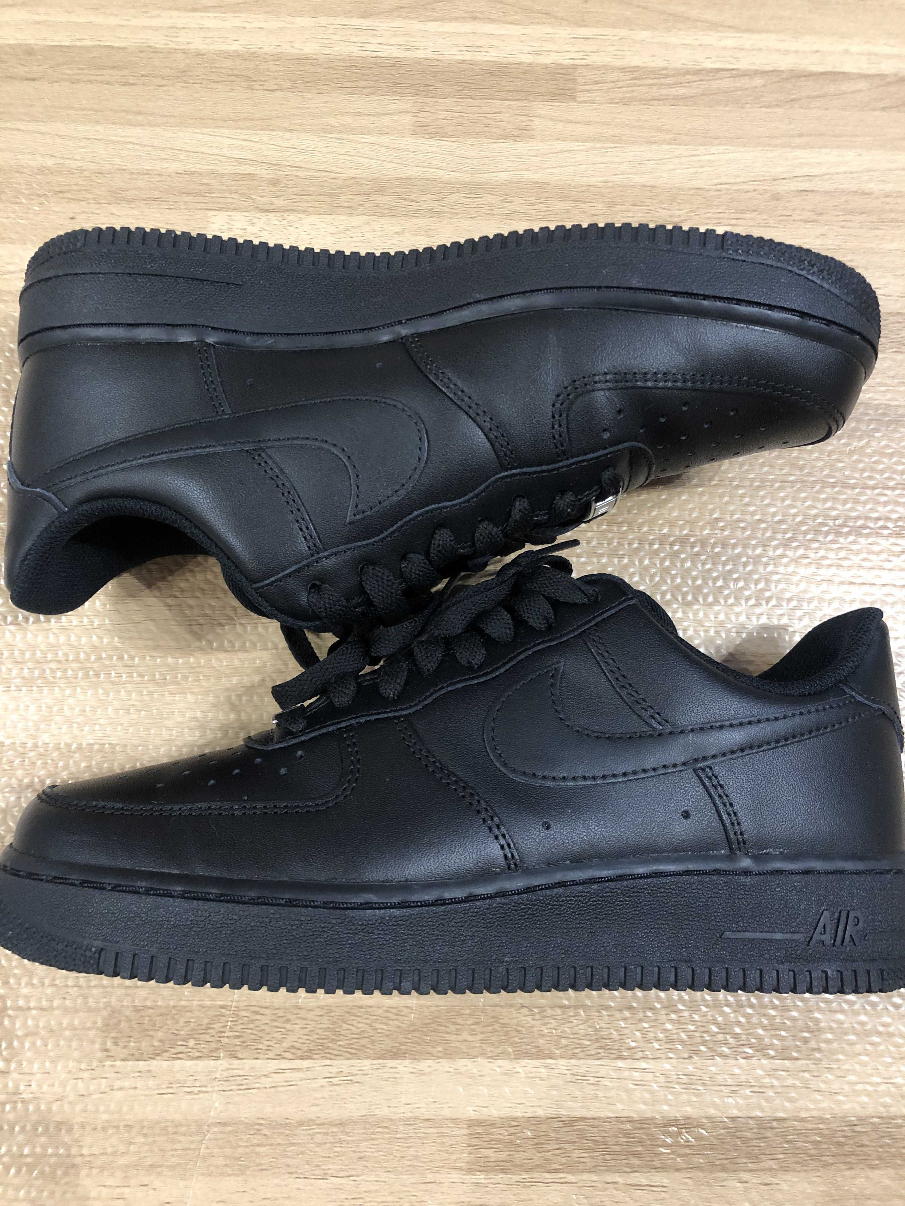 Nike Air Force 1 Low '07 "Black/Black"