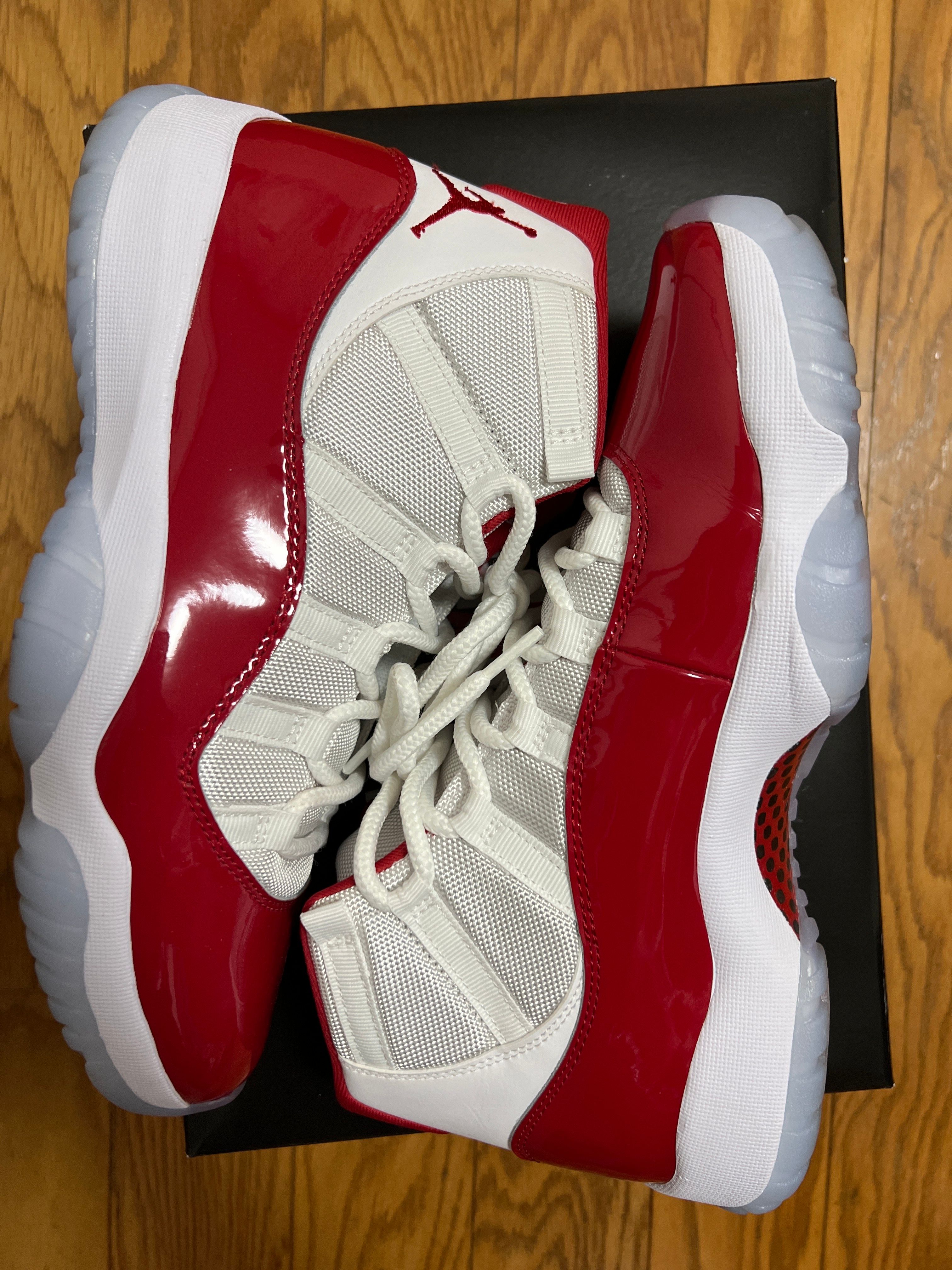 Nike Air Jordan 11 "Varsity Red"