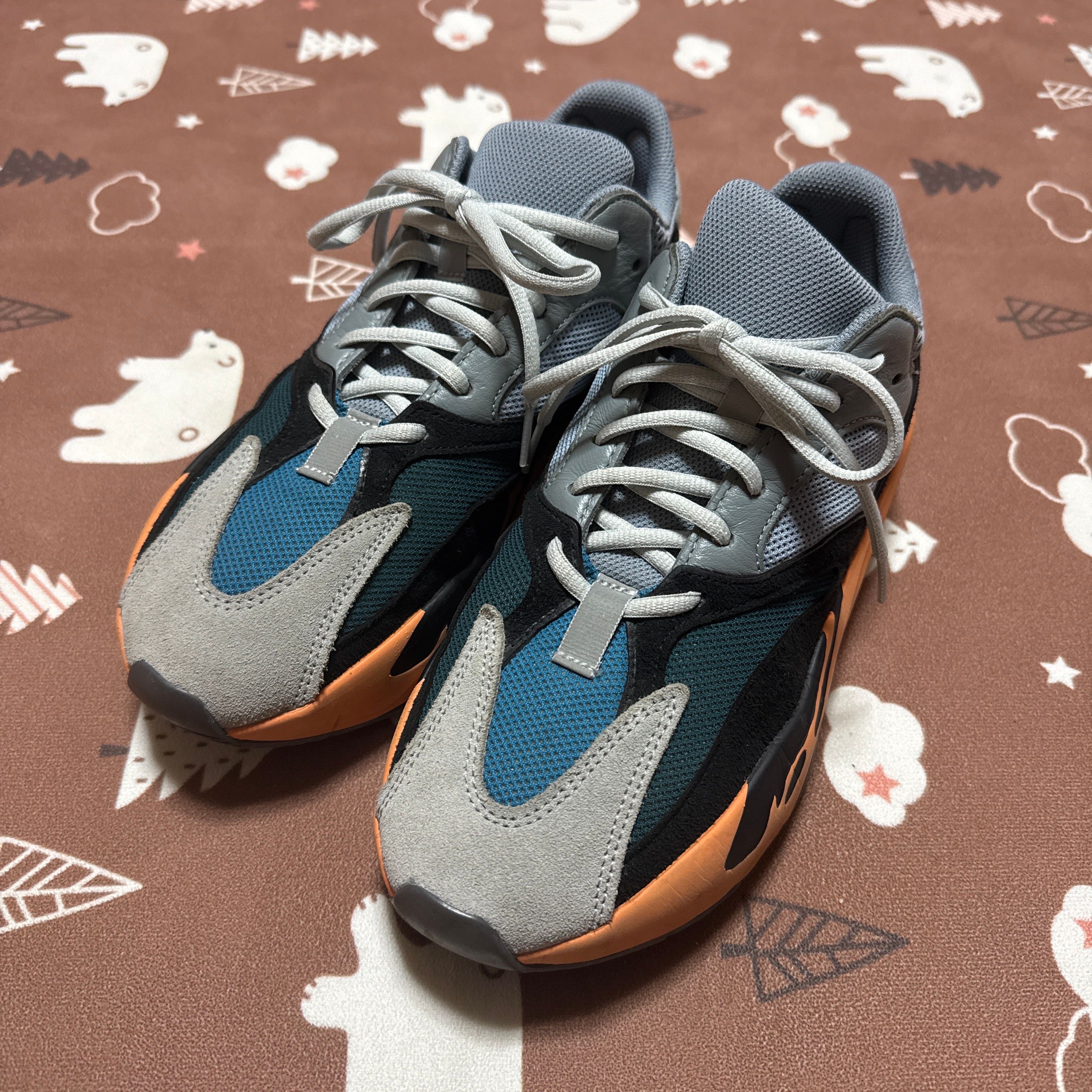 adidas YEEZY Boost 700 "Wash Orange"