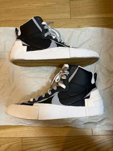 sacai × NIKE BLAZER MID "BLACK/WOLF GREY/WHITE"