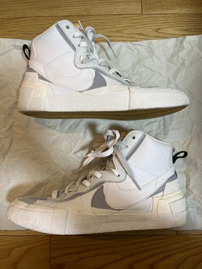 sacai × NIKE BLAZER MID "WHITE/WOLF GREY"