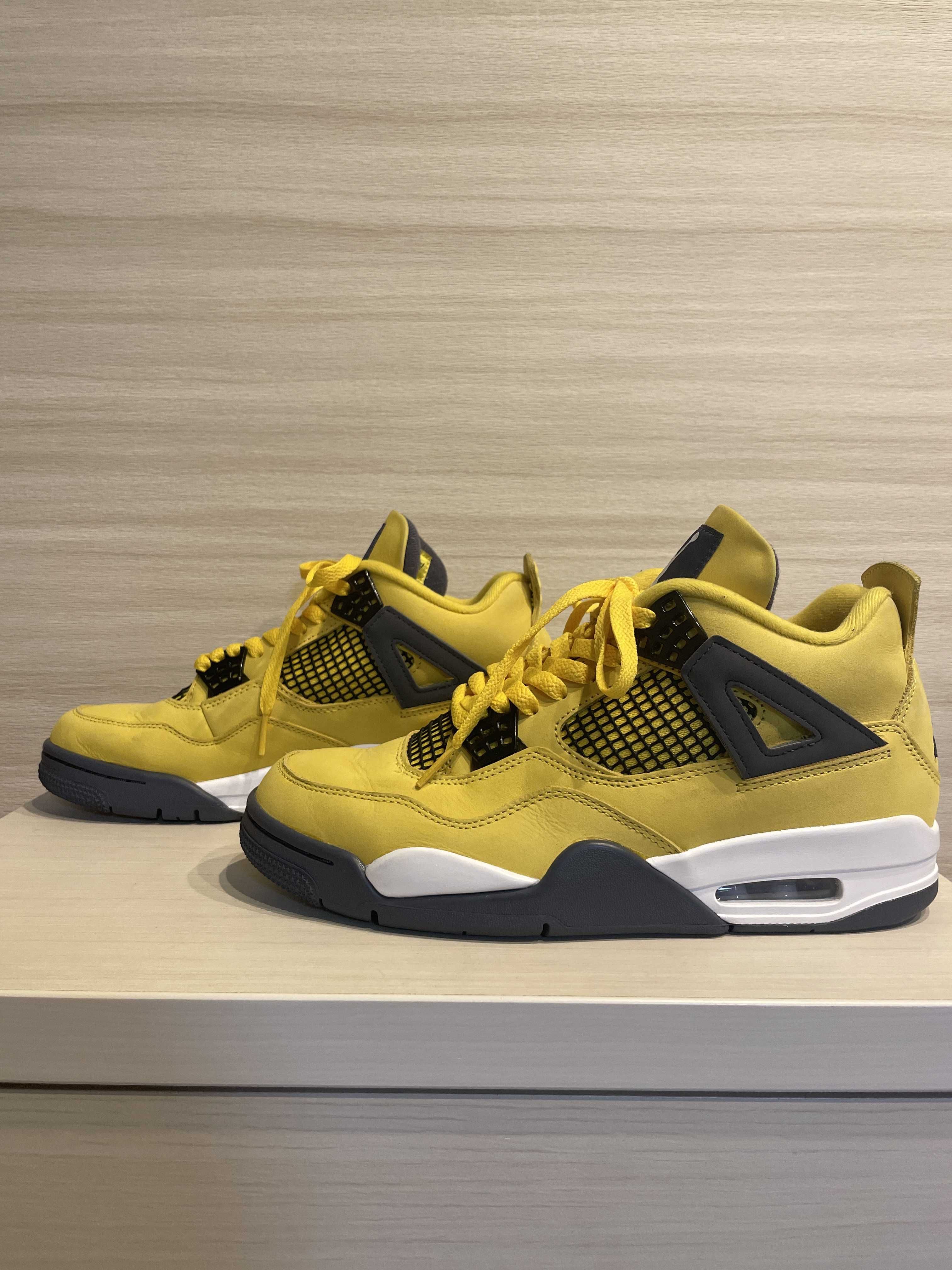 Nike Air Jordan 4 "Tour Yellow"