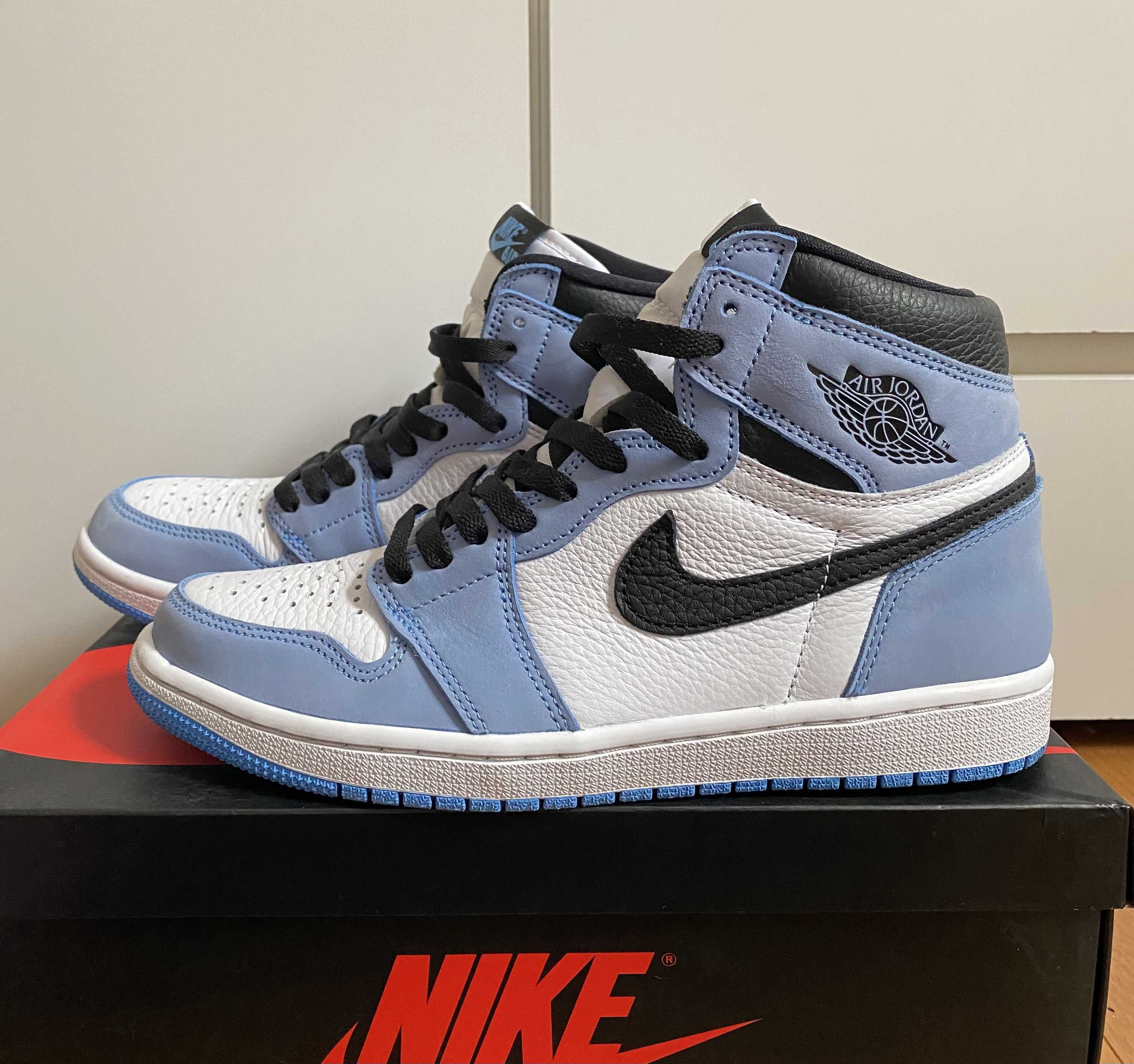 Nike Air Jordan 1 High OG "University Blue"