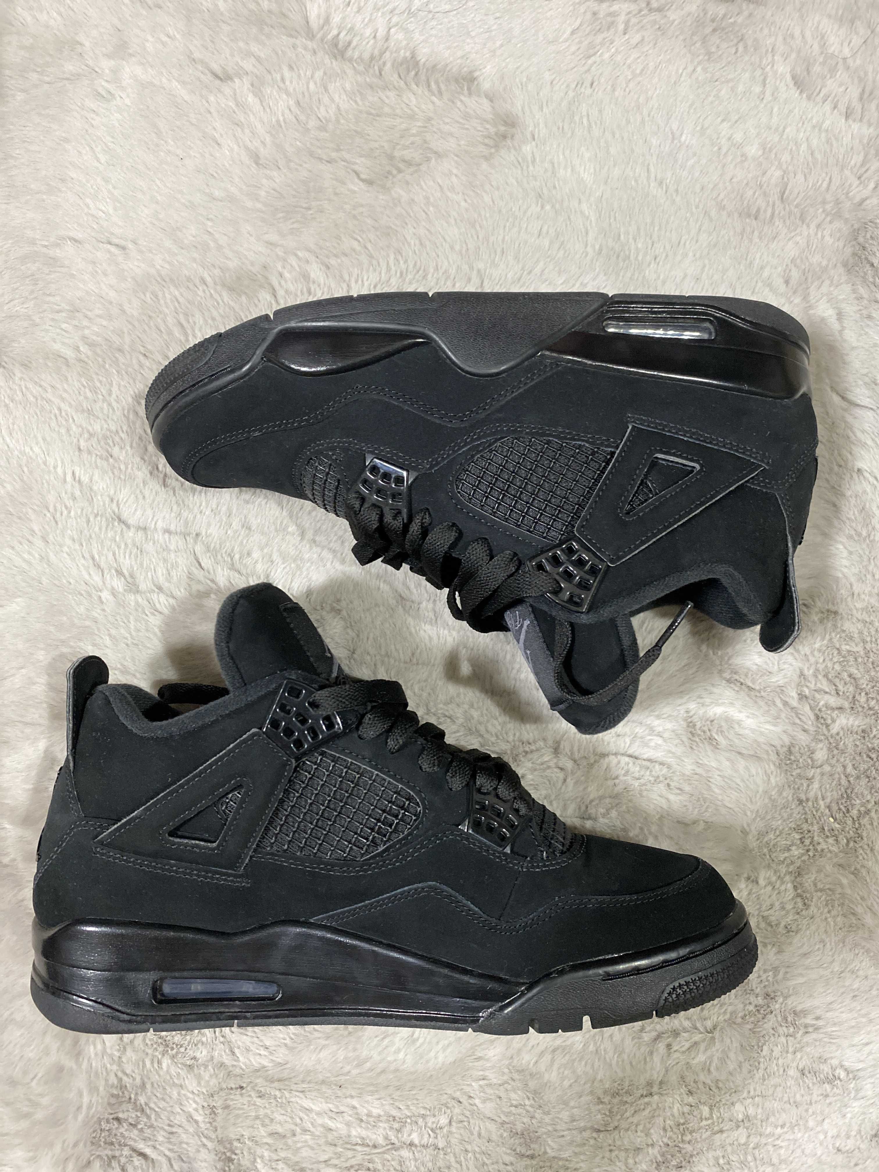 Nike Air Jordan 4 "Black Cat"