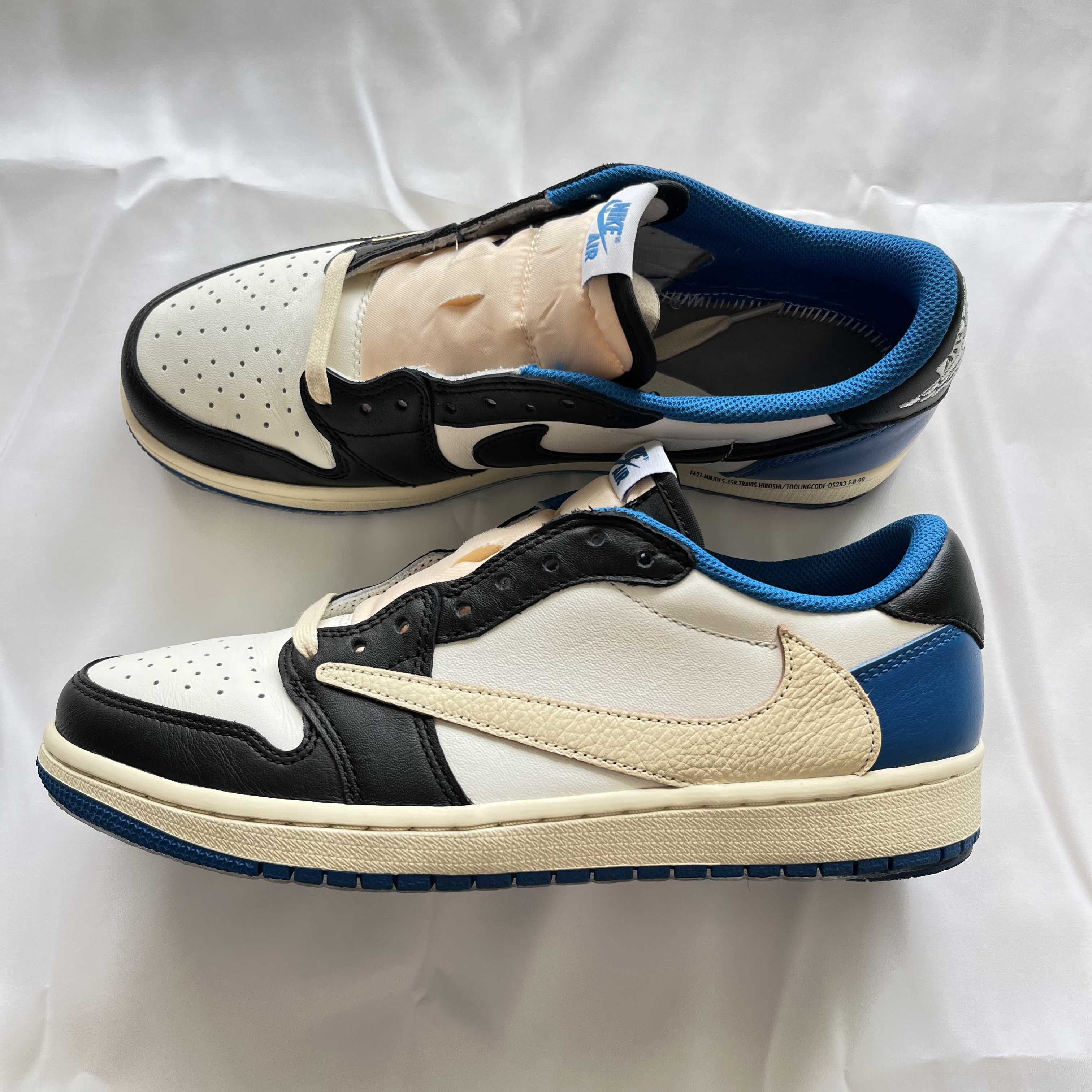 Travis Scott × fragment design × Nike Air Jordan 1 Low OG SP "Military Blue"