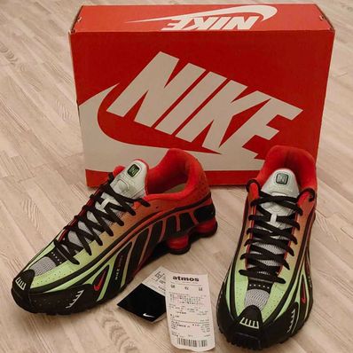 Nike Shox R4 "Neymar Black"