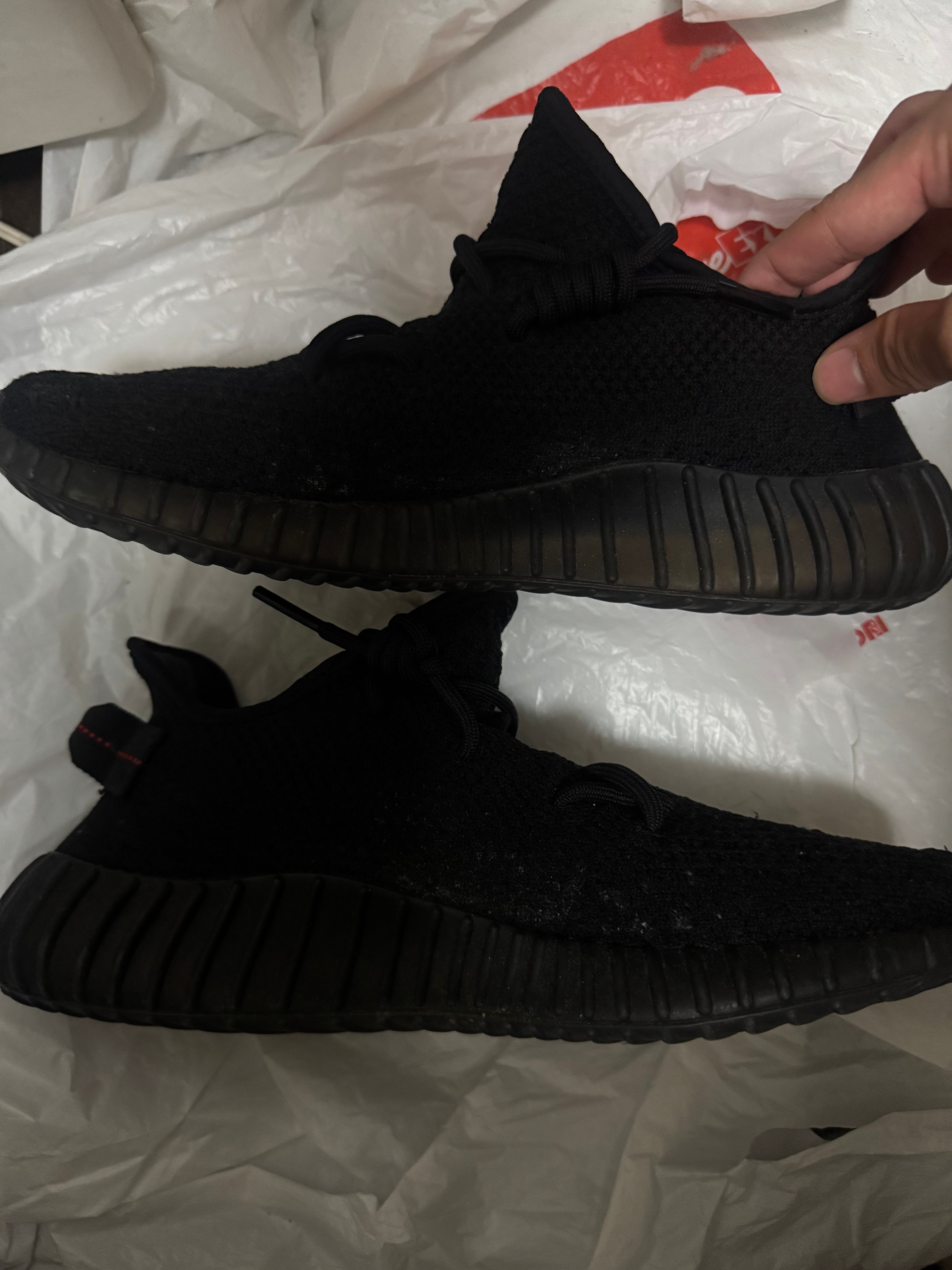 adidas YEEZY Boost 350 V2 "Core Black/Red" (2020)