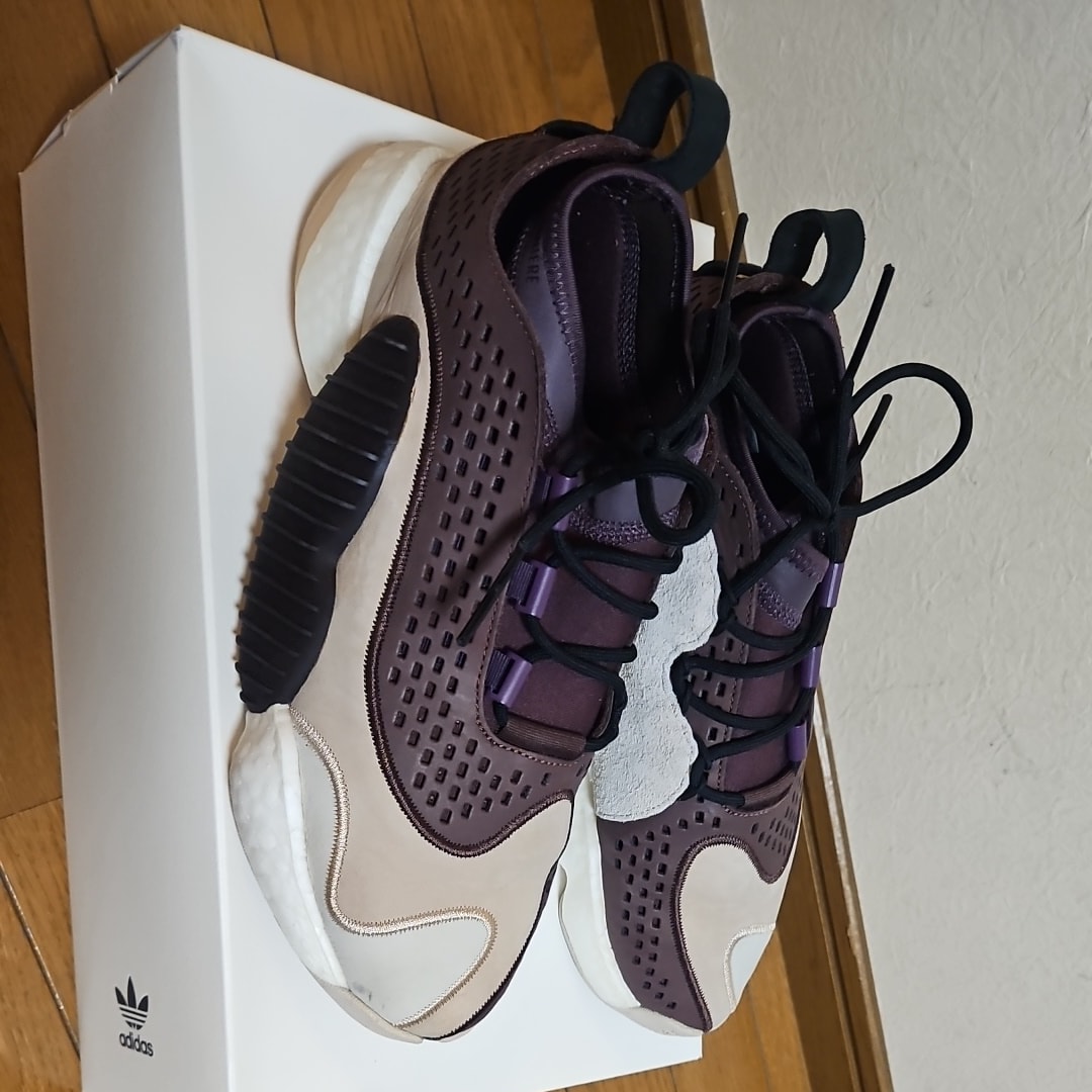 アディダス クレイジー BYW ロー "アママニエール"