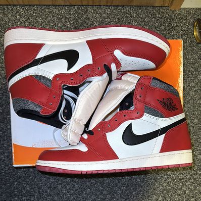 Nike Air Jordan 1 High OG "Lost & Found/Chicago"