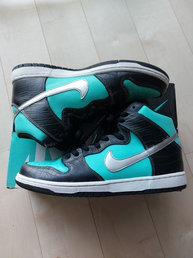 Diamond Supply × Nike SB Dunk High "Tiffany"