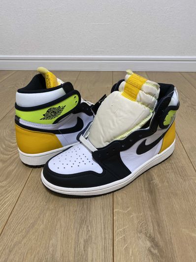 Nike Air Jordan 1 High OG "Volt Gold"