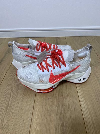 Off-White × Nike Air Zoom Tempo Next% Flyknit "Solar Red"