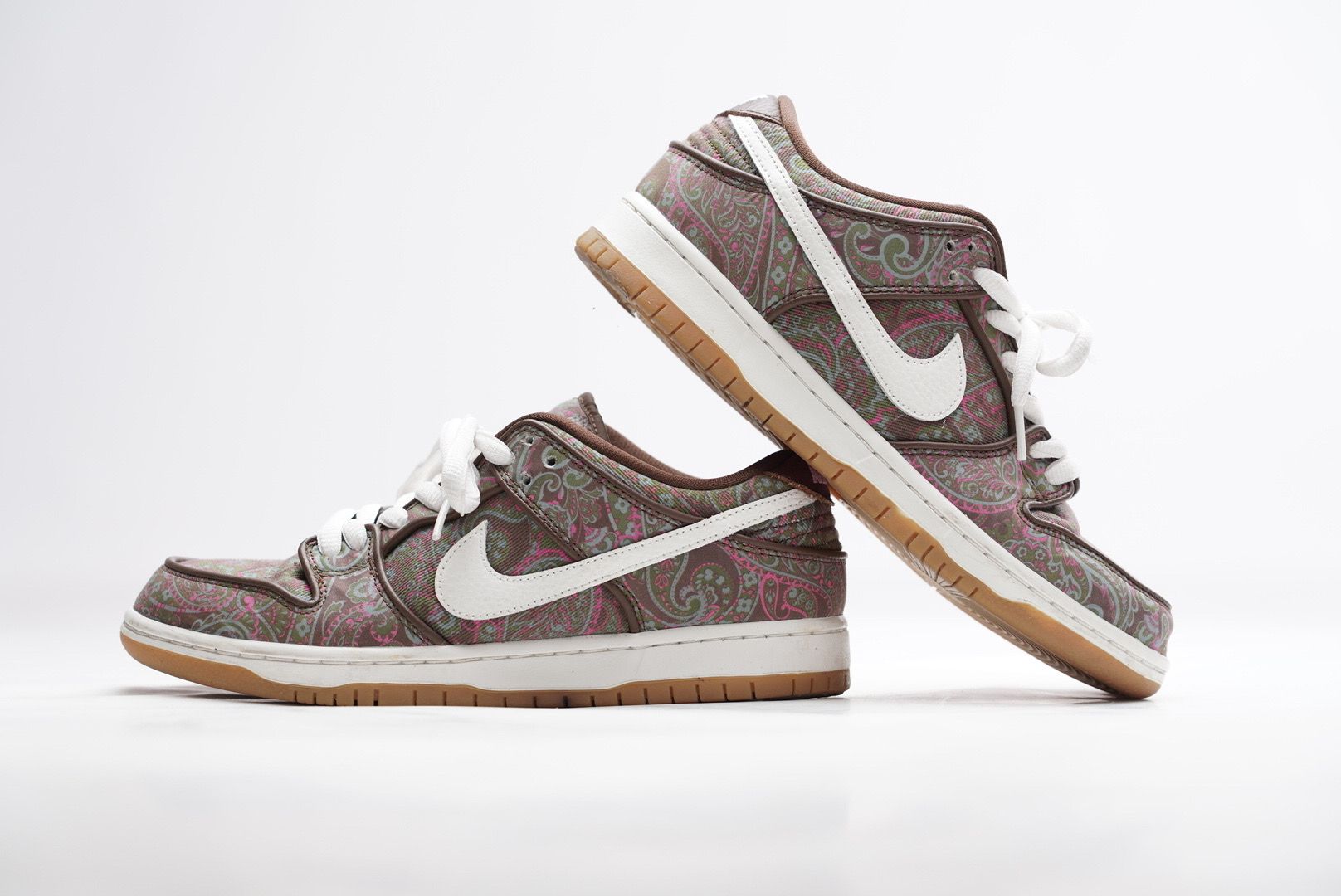 Nike SB Dunk Low PRM "Brown Paisley"