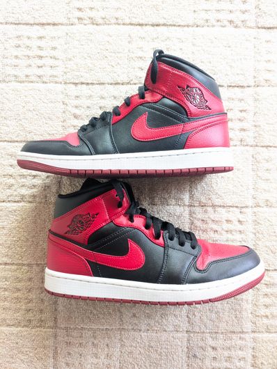 Nike Air Jordan 1 Mid "Bred"