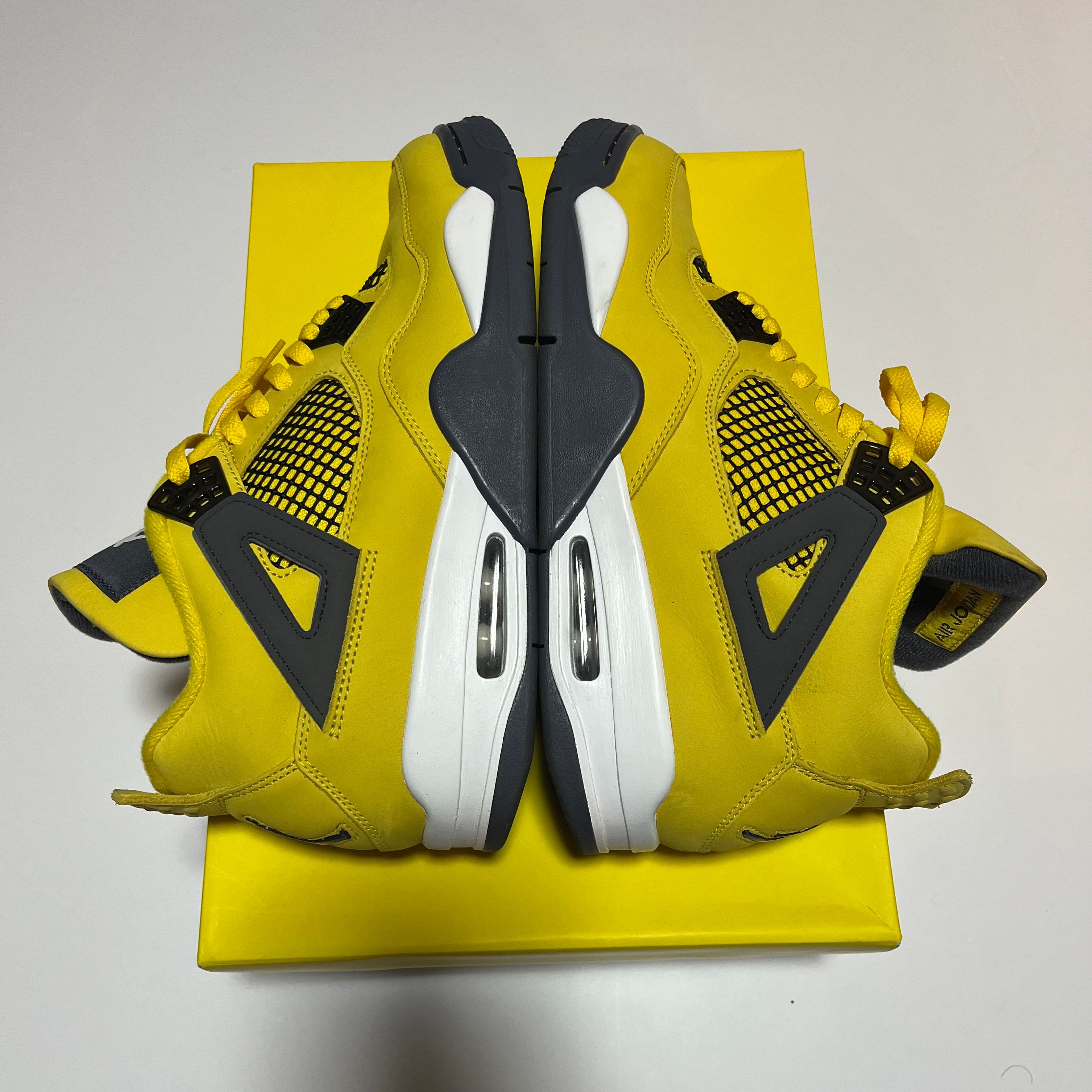 Nike Air Jordan 4 "Tour Yellow"