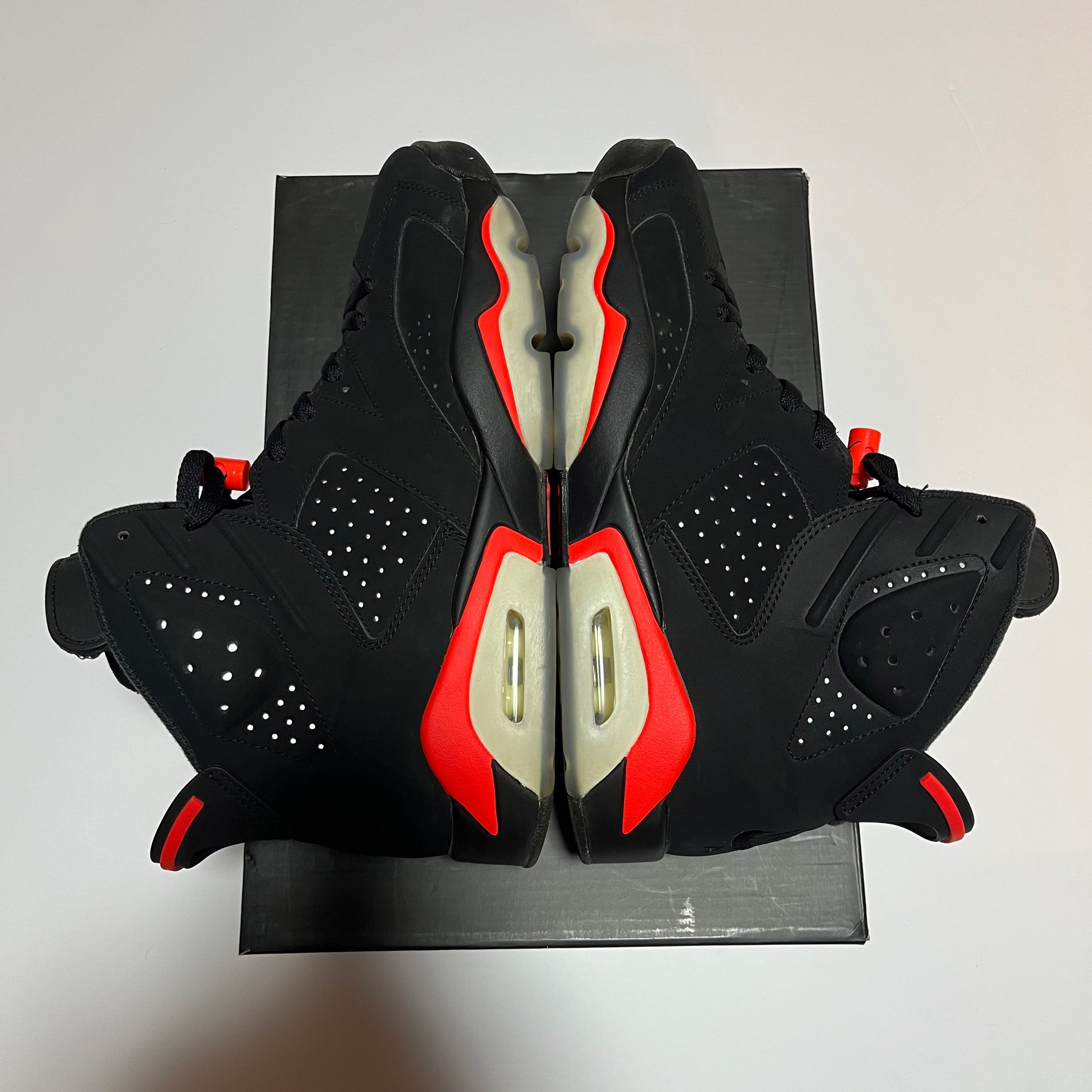 Nike Air Jordan 6 Retro OG "Black/Infrared"