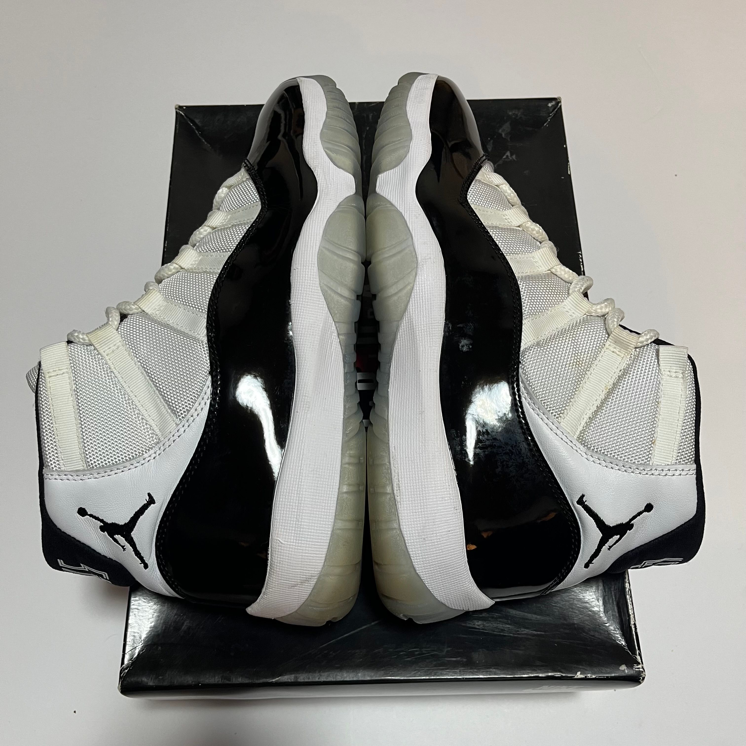 Nike Air Jordan 11 Retro "Concord" (2018)