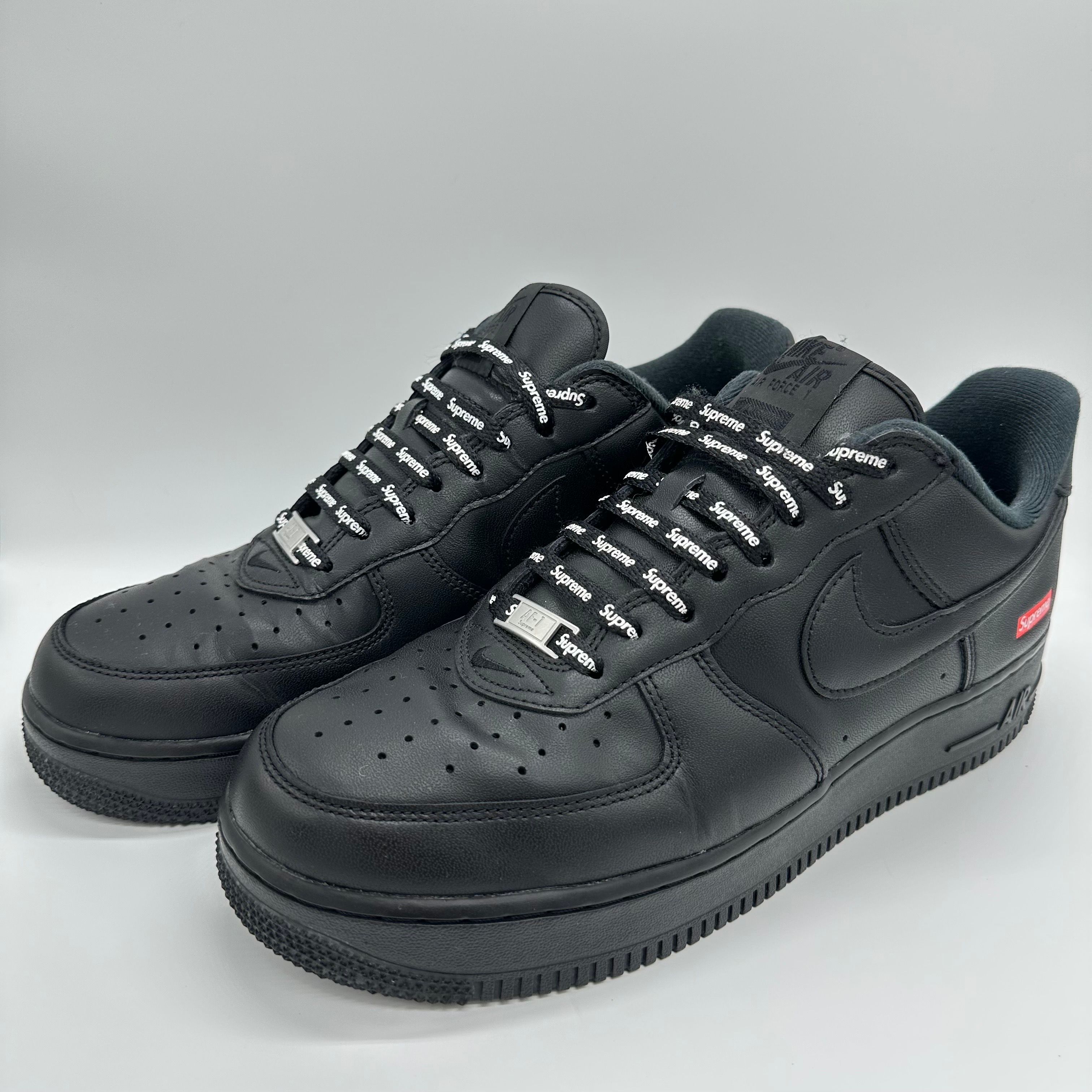 Supreme × Nike Air Force 1 Low "Black"