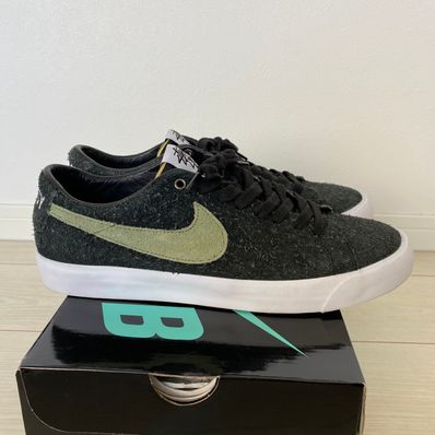 Stussy × Nike SB Blazer Low "Black/Palm Green"