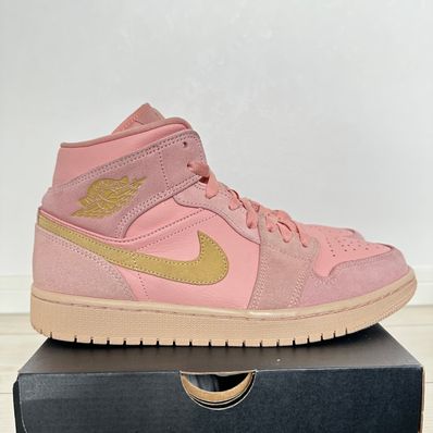 NIKE AIR JORDAN 1 MID CORAL GOLD
