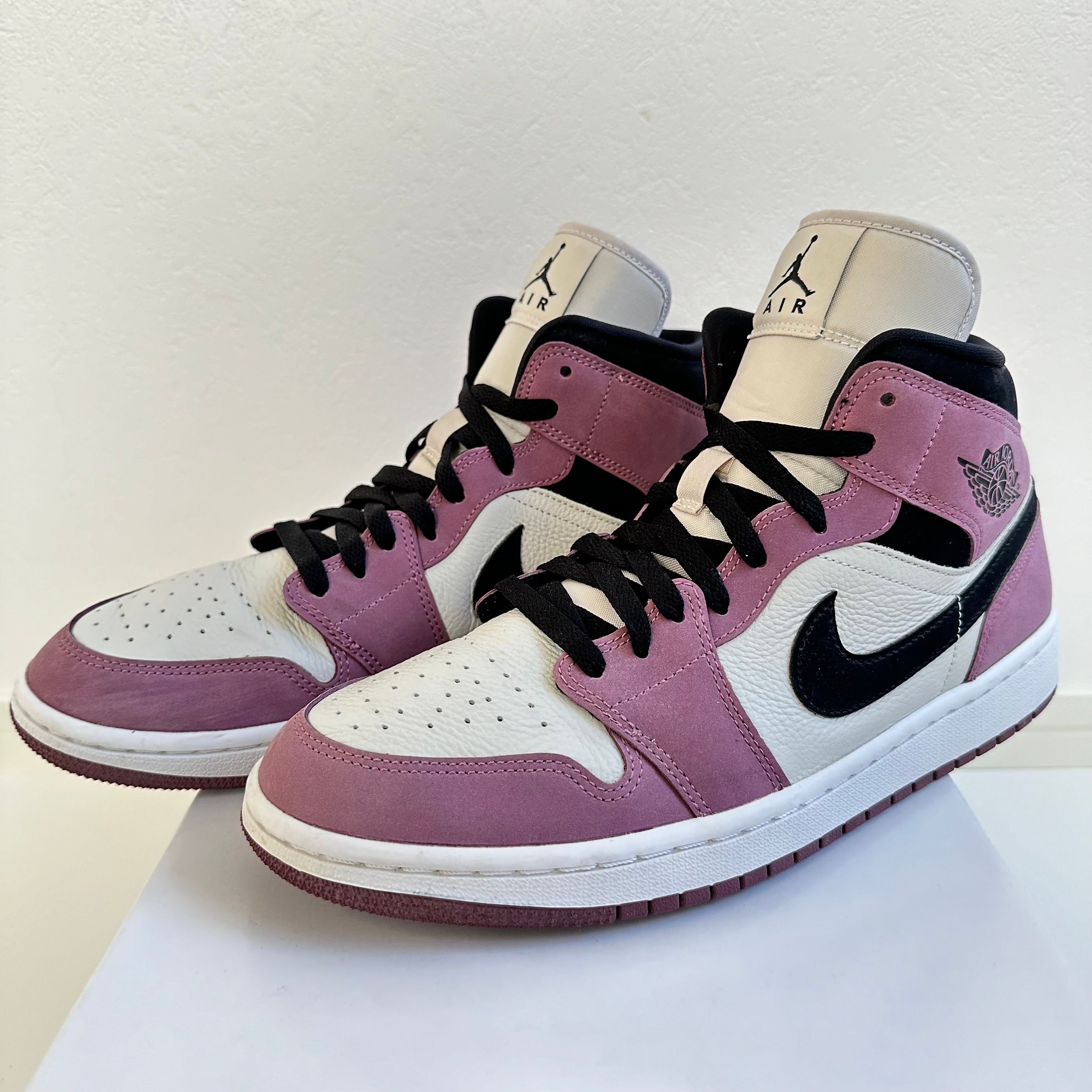Nike Women's Air Jordan 1 Mid "Berry Pink"