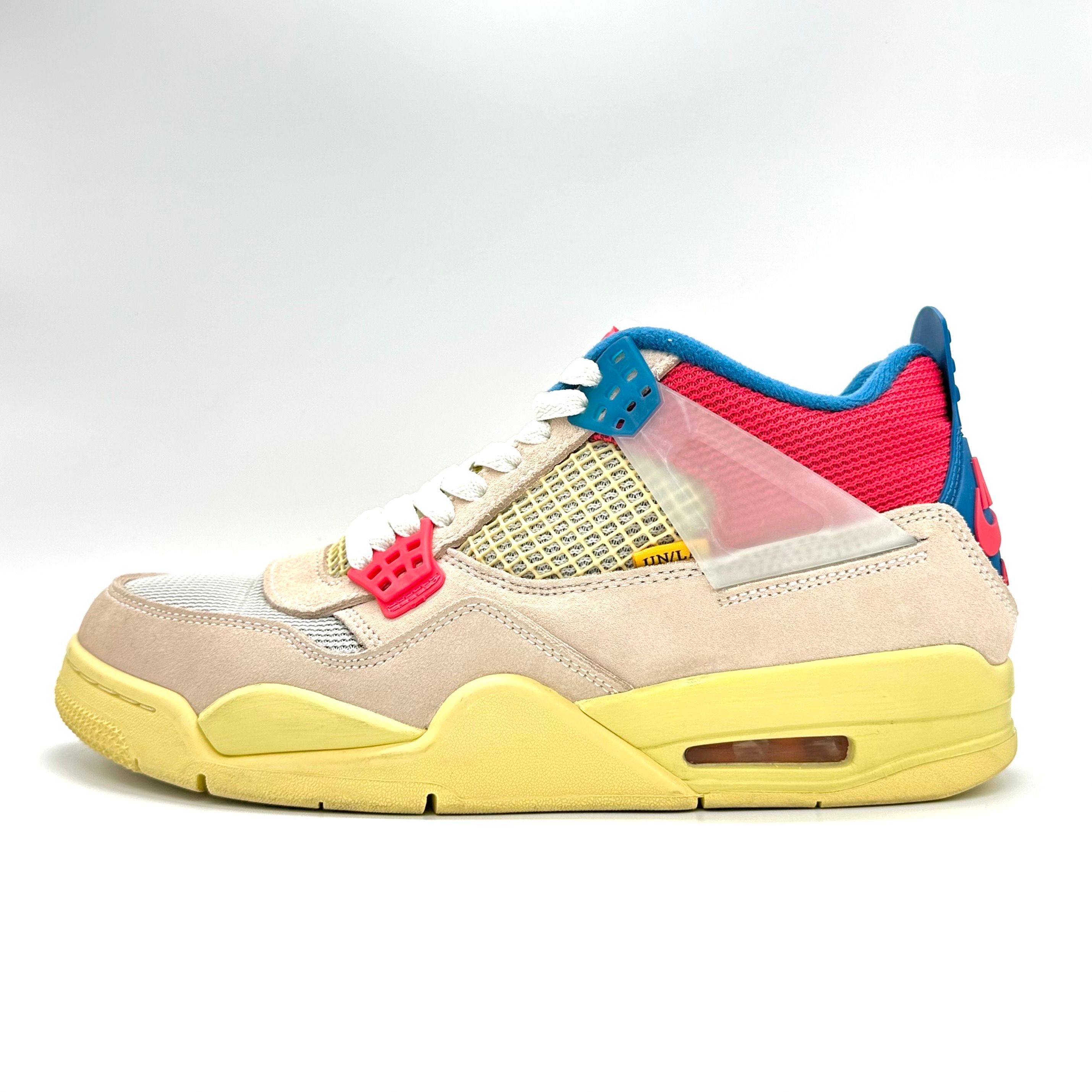 UNION × Nike Air Jordan 4 SP "Guava Ice/Light Fusion Red"