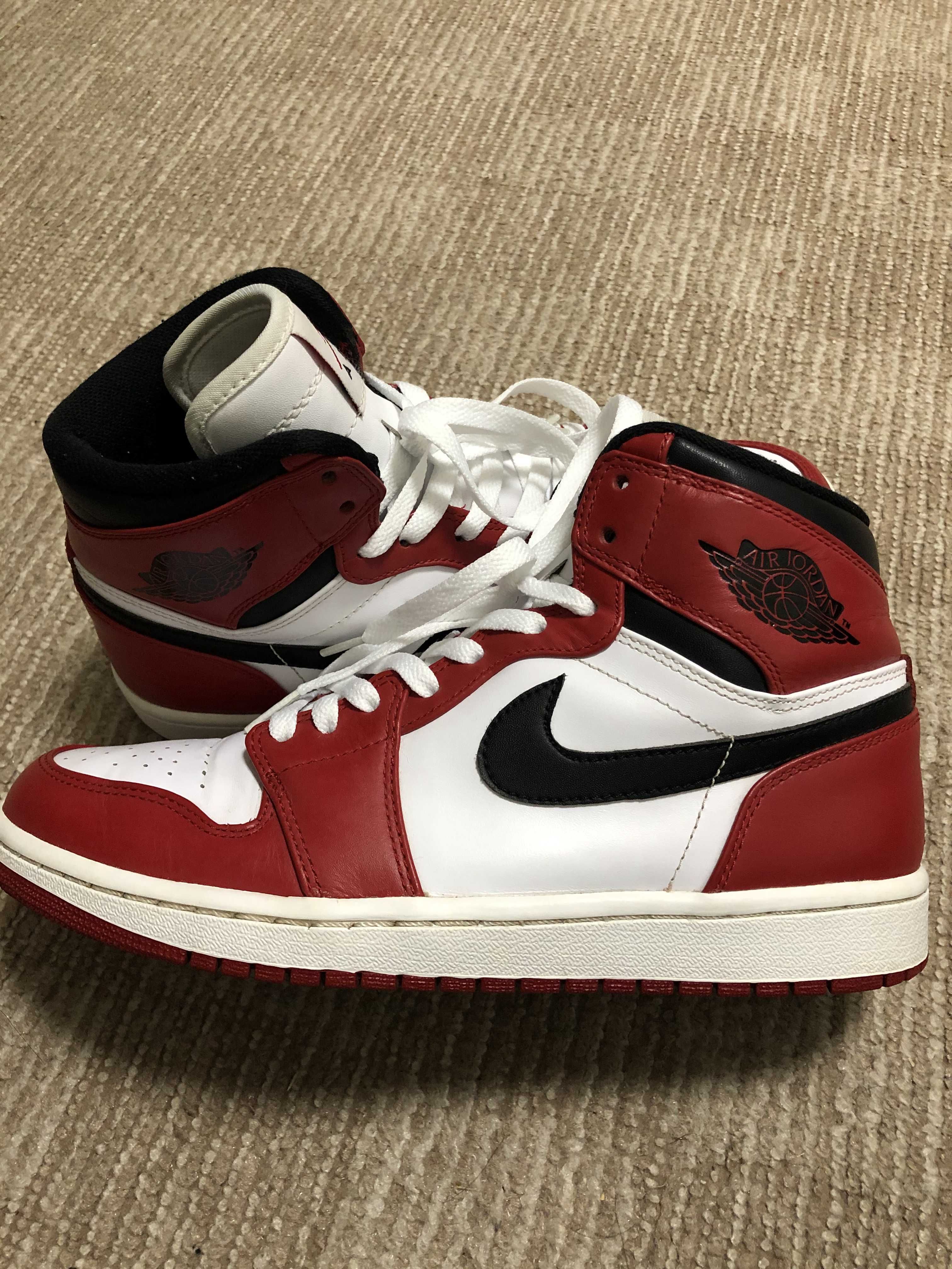 Nike Air Jordan 1 Retro High "Chicago" (2013)