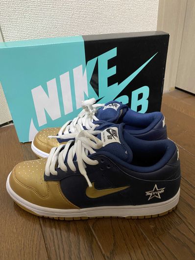 Supreme × Nike SB Dunk Low OG QS "Metallic Gold/Navy"