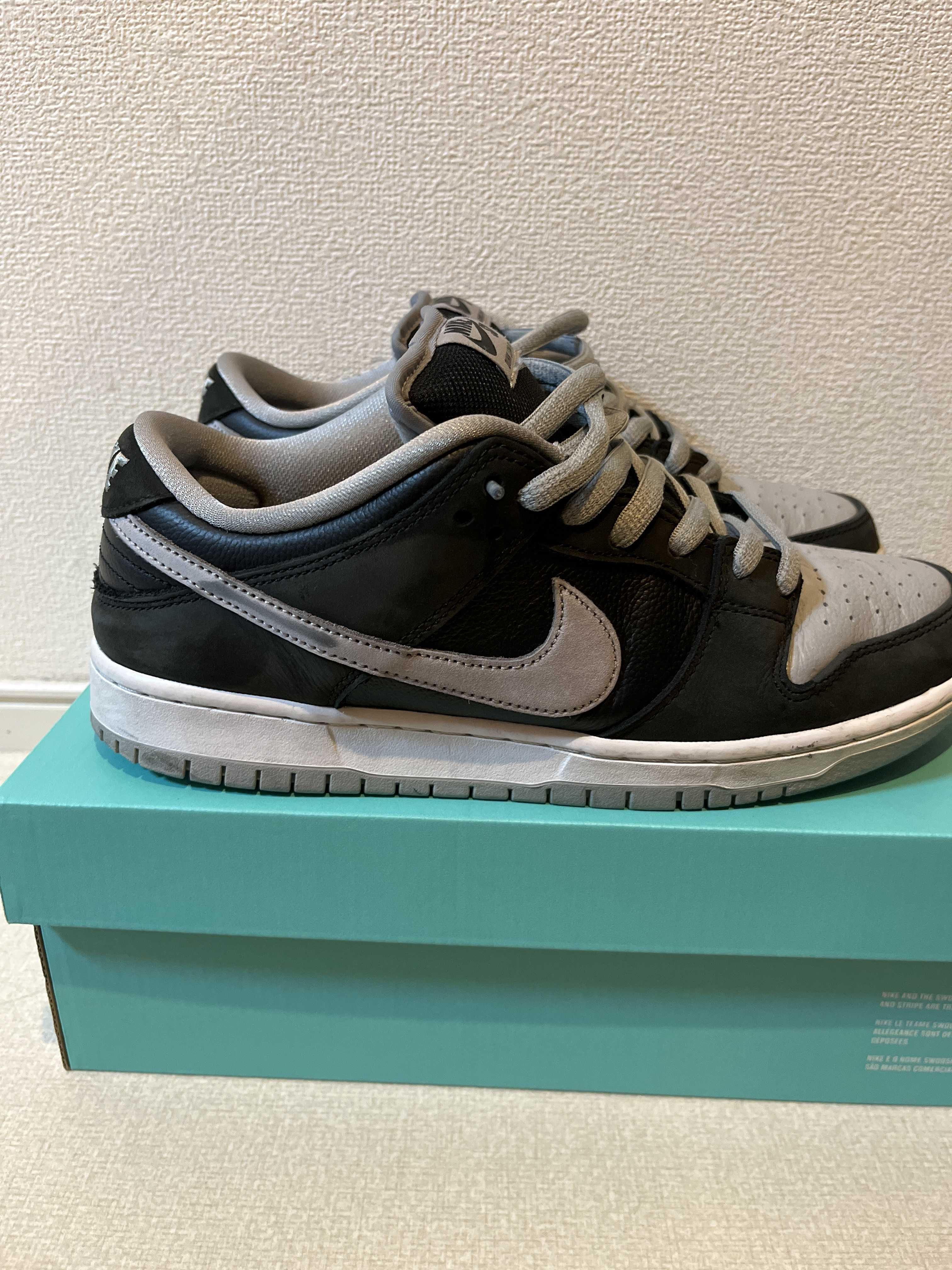 Nike SB Dunk Low "Shadow"