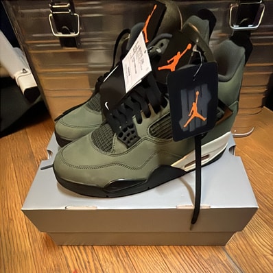 UNDEFEATED × Nike Air Jordan 4 Retro "Deep Green" (2025)