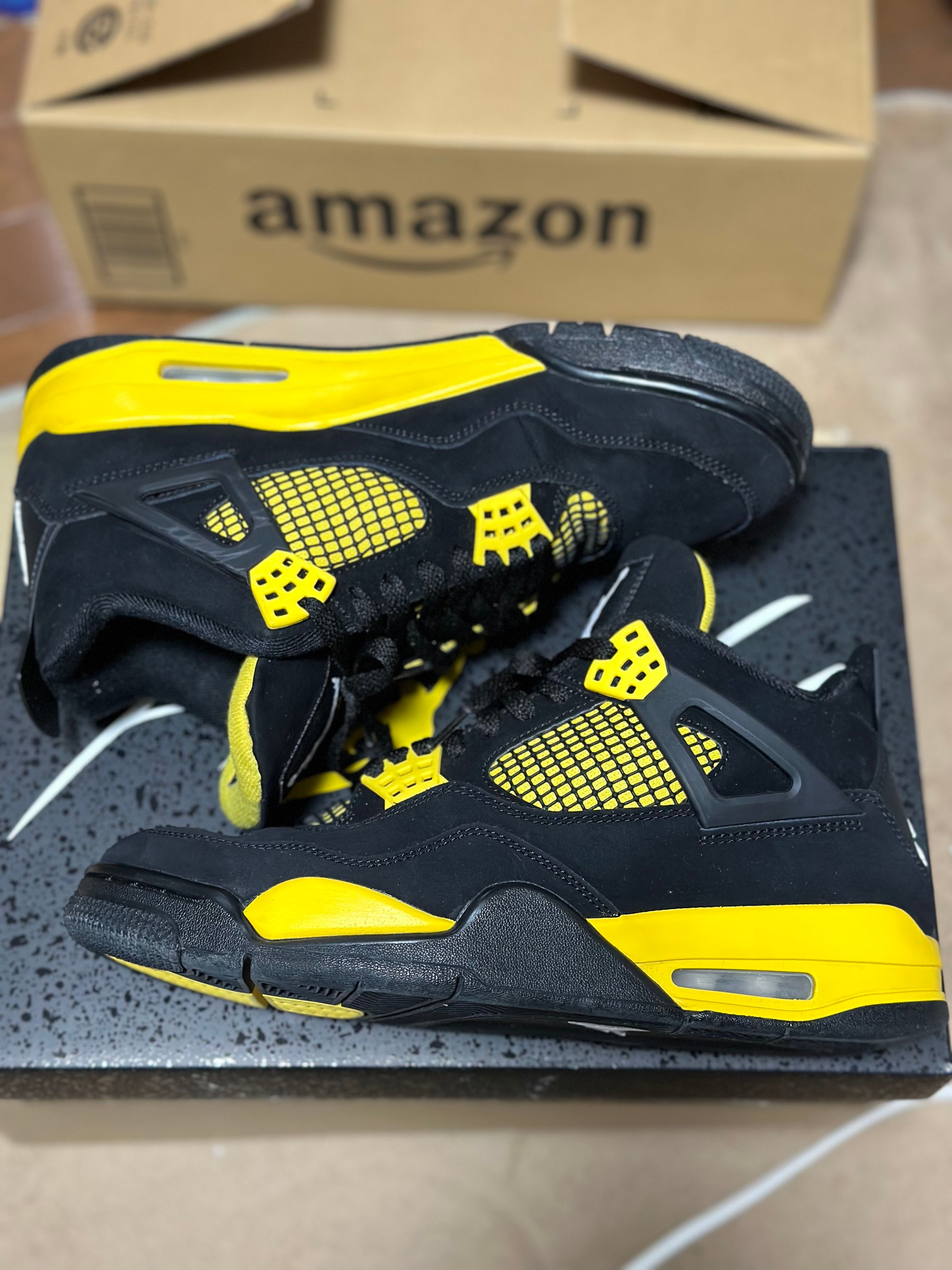 Nike Air Jordan 4 Retro "Thunder"(2023)