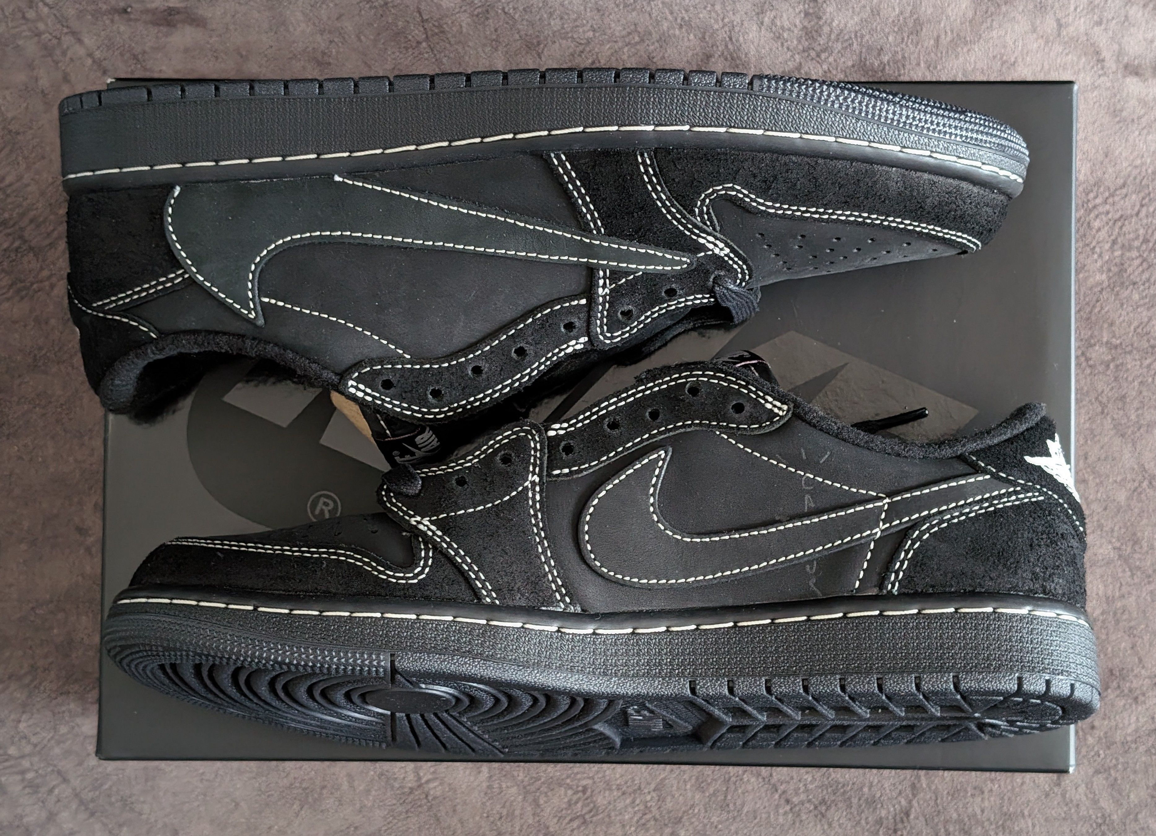 Travis Scott × Nike Air Jordan 1 Low OG SP "Black Phantom"