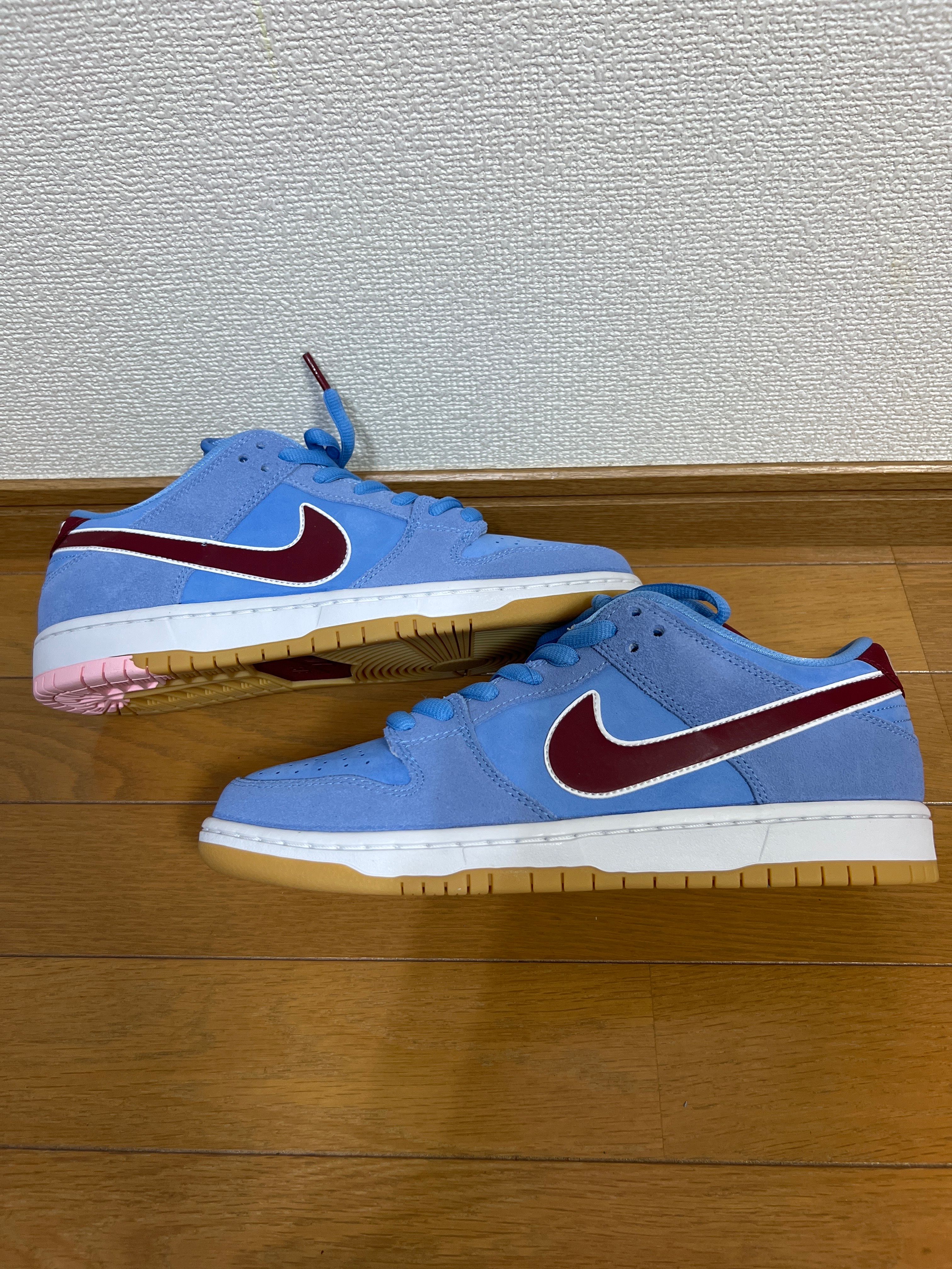 Nike SB Dunk Low Pro "Philadelphia Phillies/Valor Blue and Team Maroon"