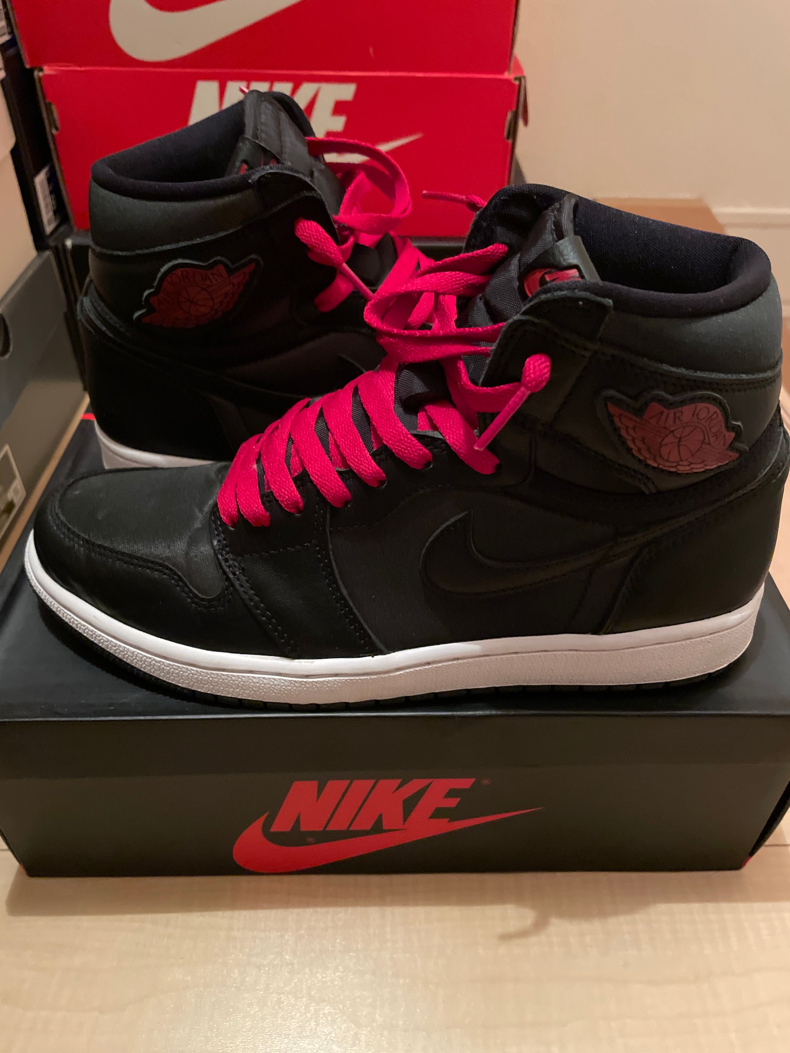 Nike Air Jordan 1 Retro High OG "Black/Metallic Silver/Gym Red"  